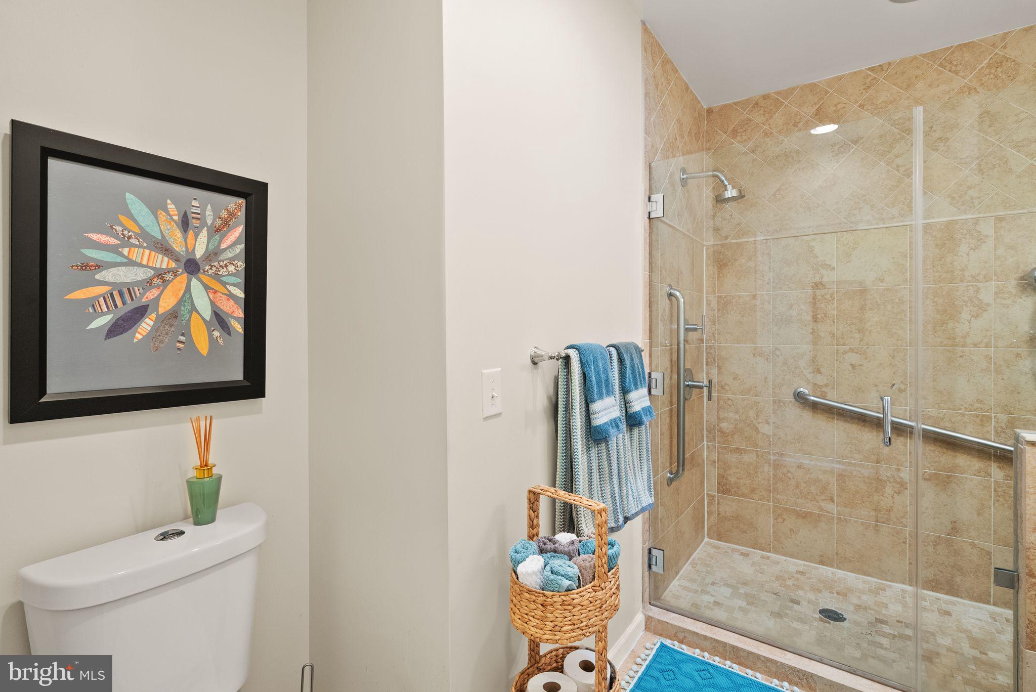 HICKORY CREEK - Residential