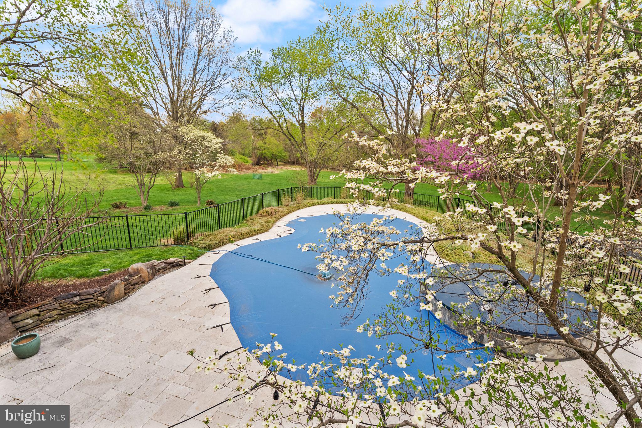 HICKORY CREEK - Residential