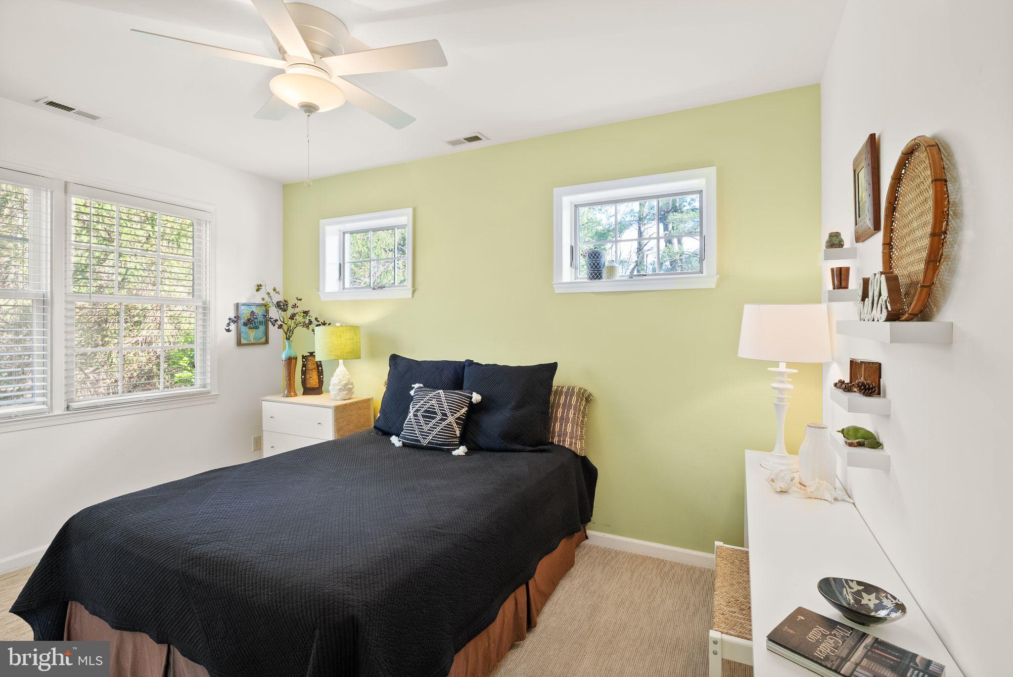 HICKORY CREEK - Residential