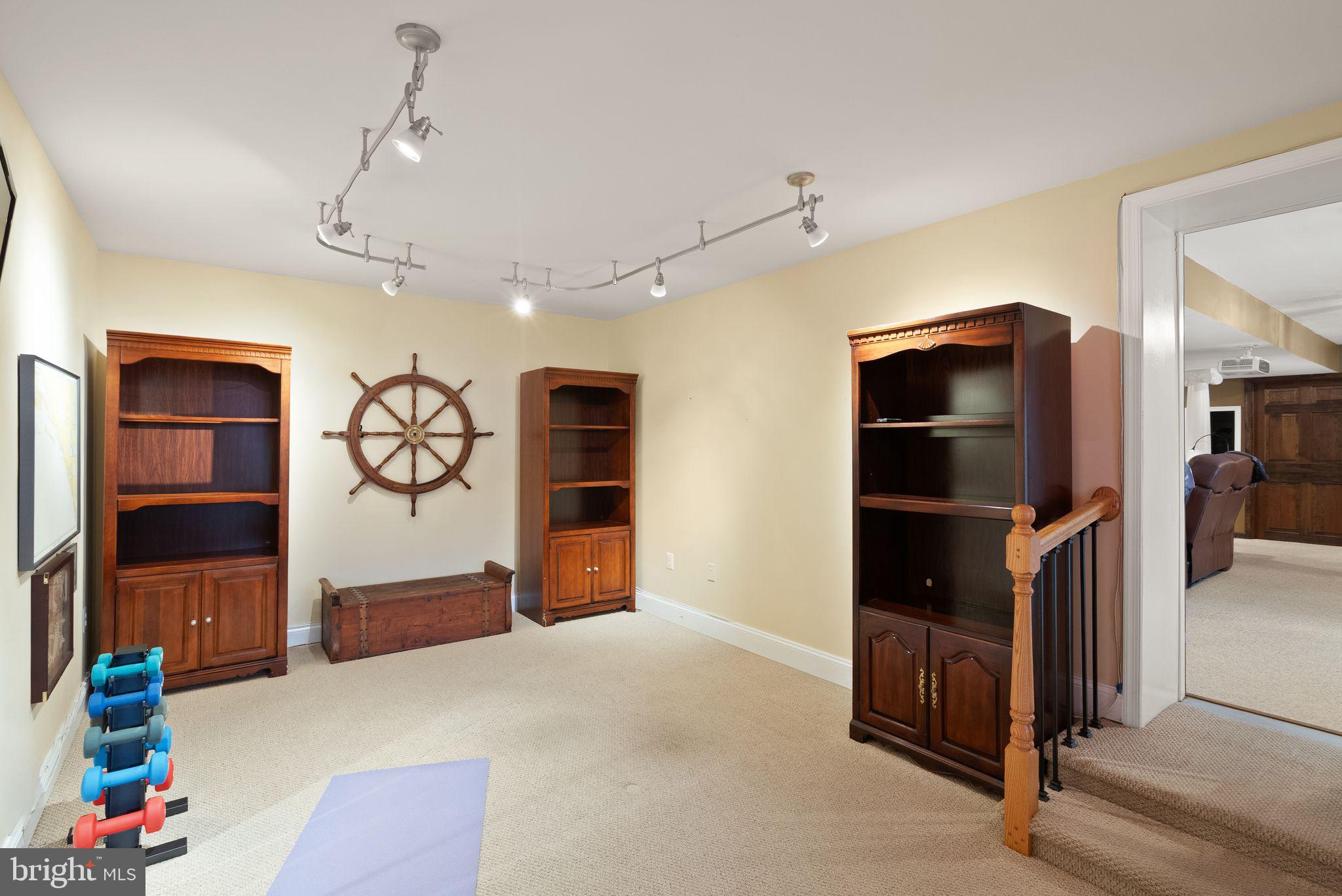 HICKORY CREEK - Residential