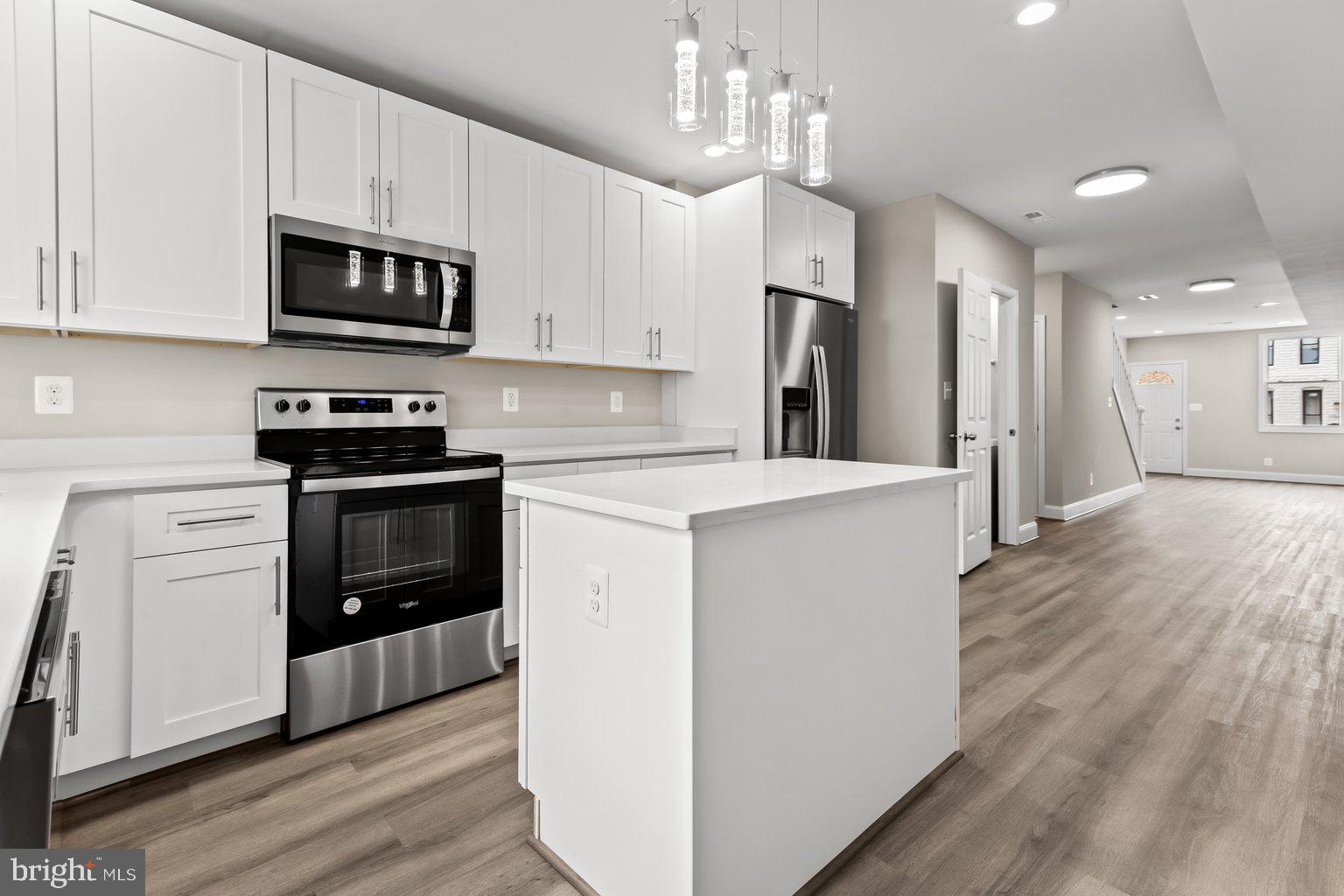 WASHINGTON VILLAGE - Residential