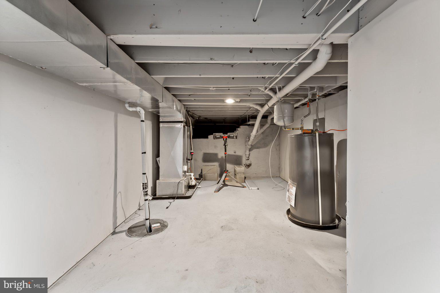 WASHINGTON VILLAGE - Residential