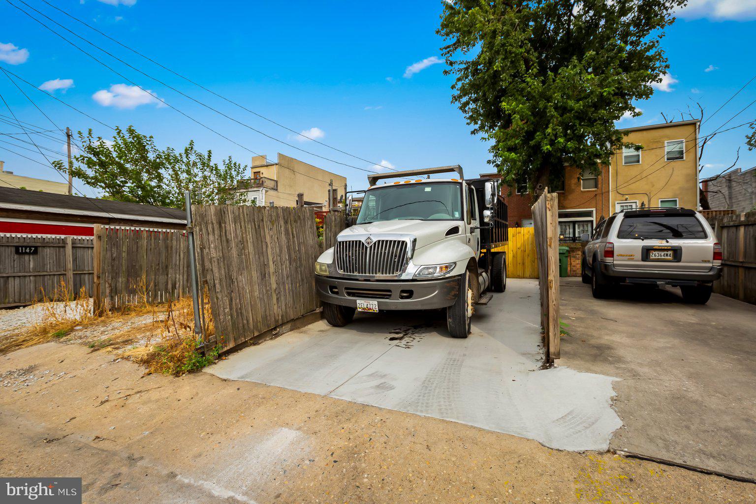 WASHINGTON VILLAGE - Residential