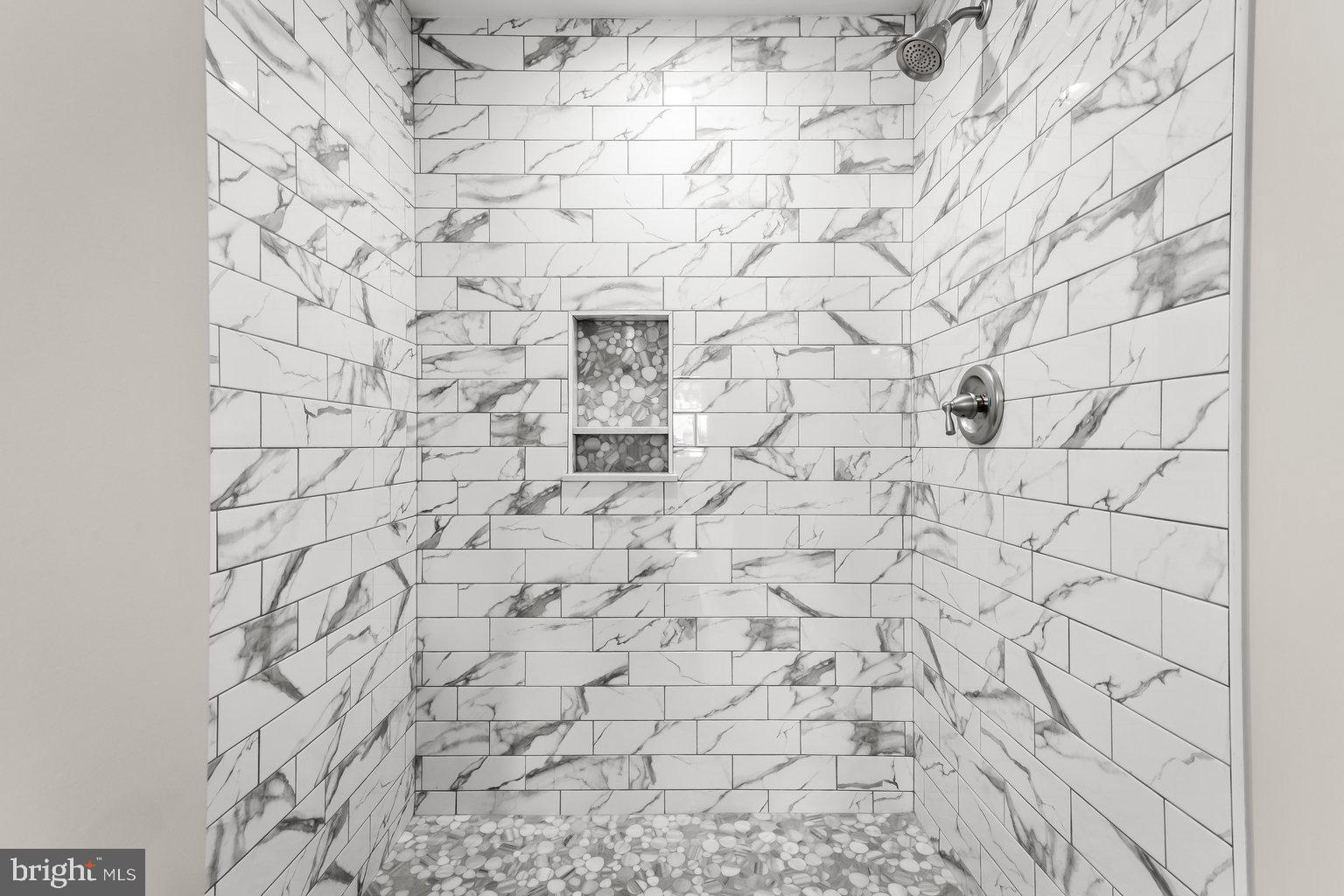 WASHINGTON VILLAGE - Residential