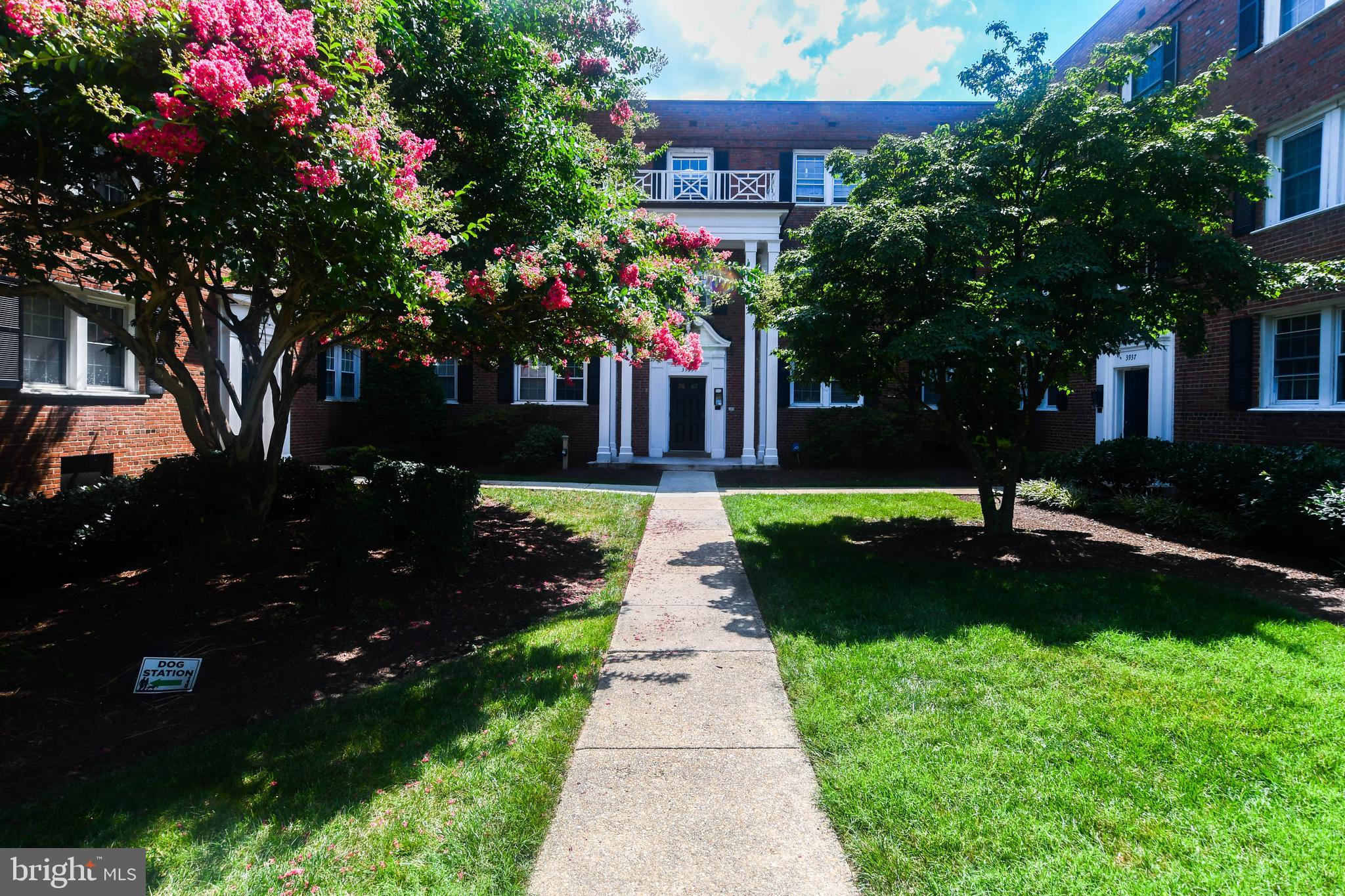 3937 PENNSYLVANIA AVENUE SE 102