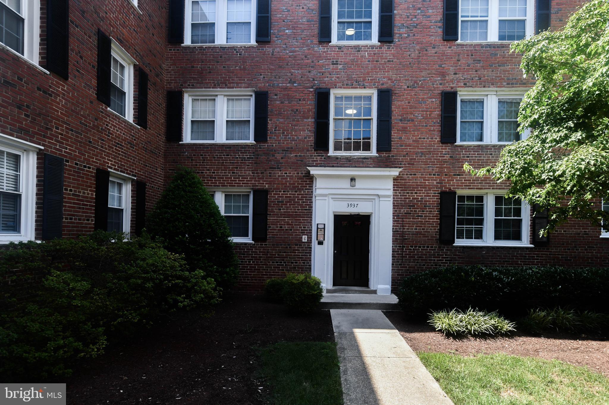 3937 PENNSYLVANIA AVENUE SE 102