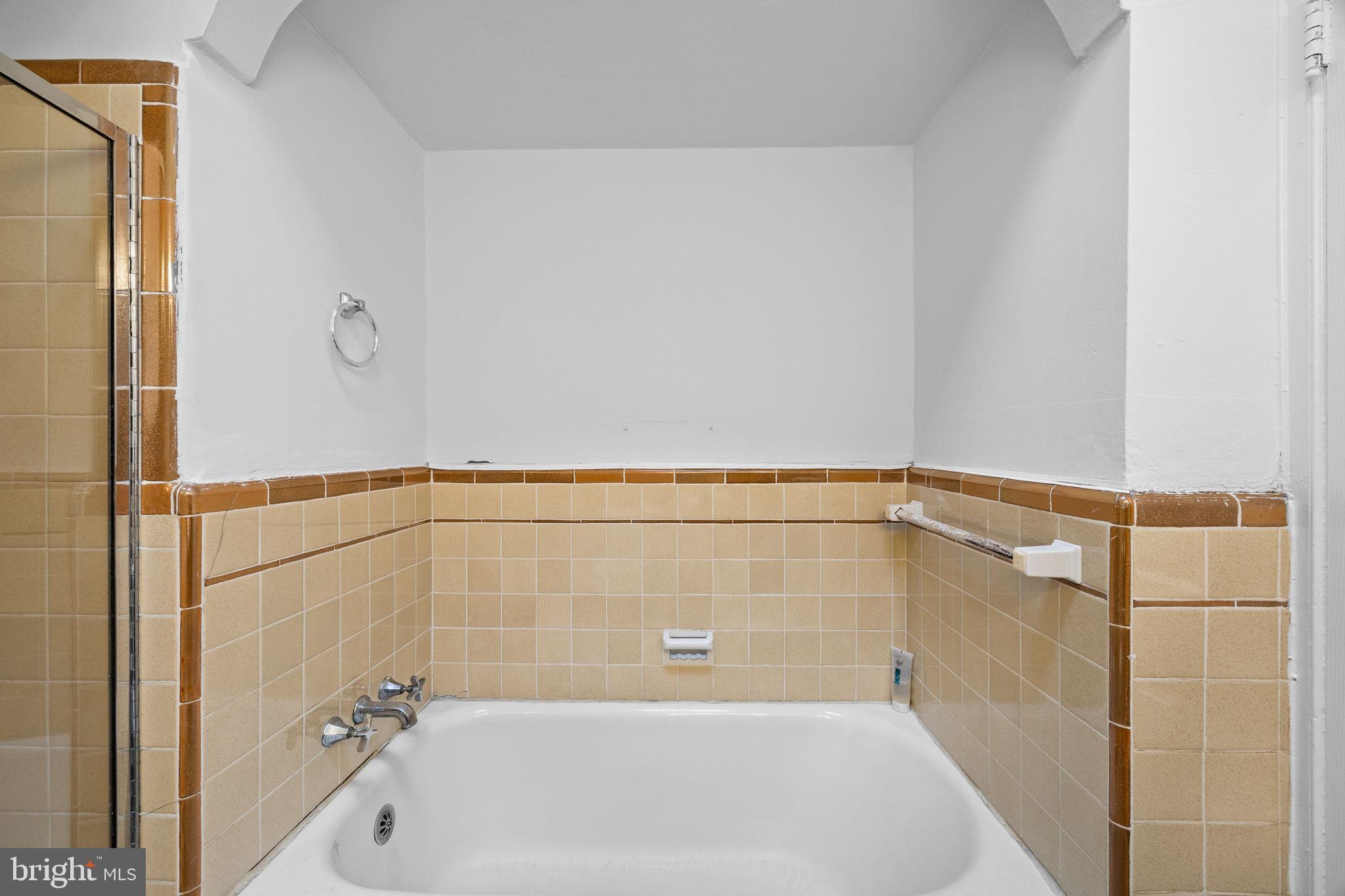 WEST OAK LANE - Residential