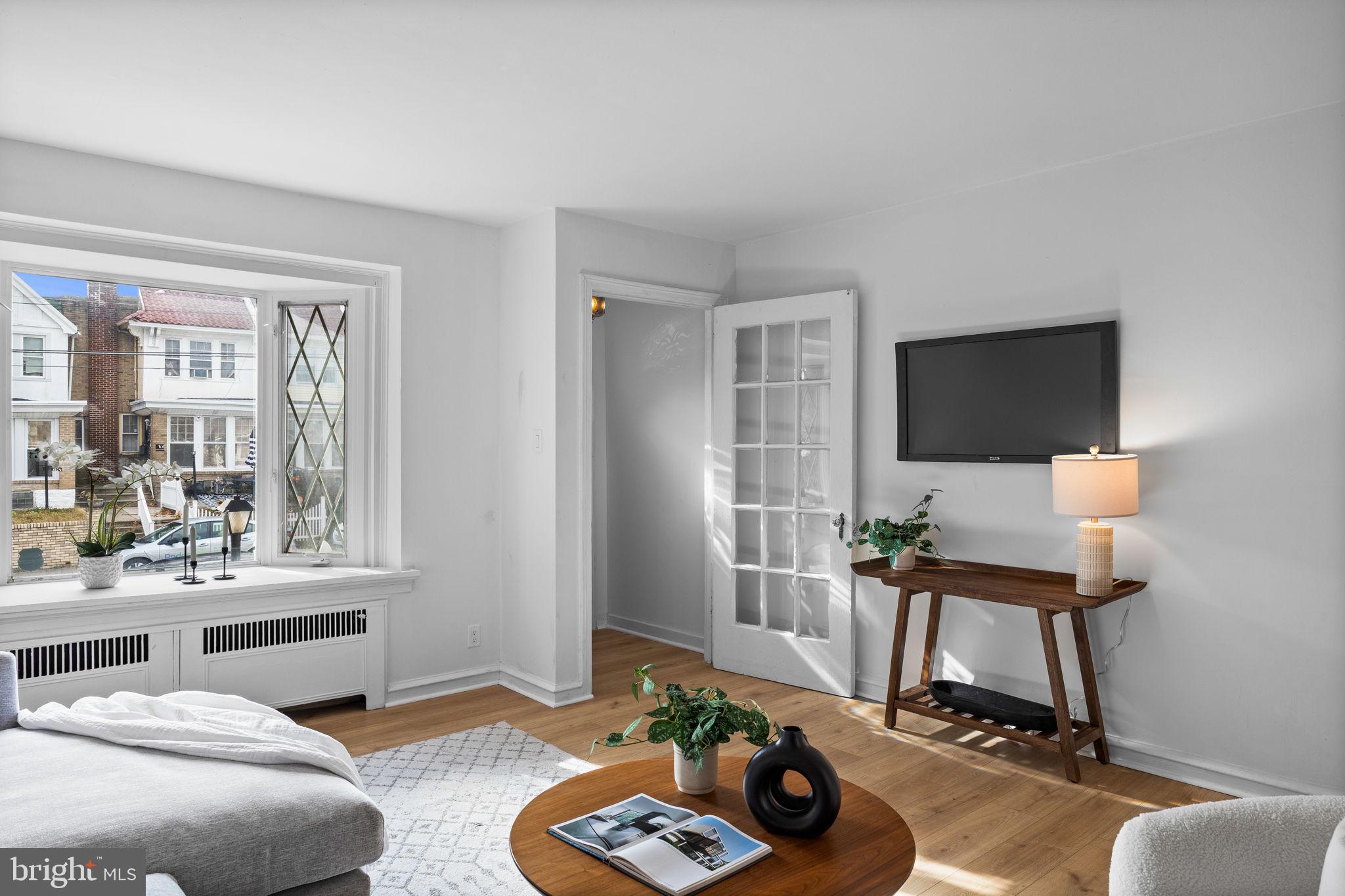 WEST OAK LANE - Residential