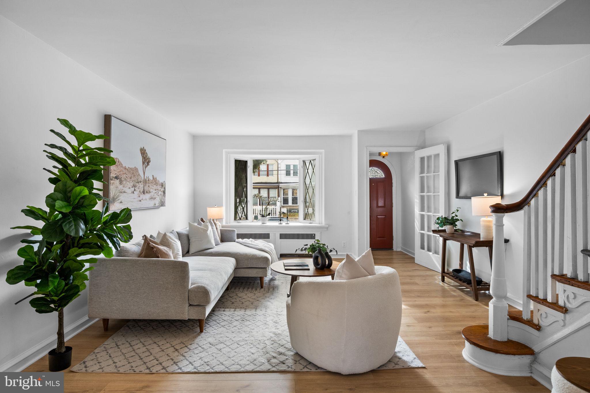 WEST OAK LANE - Residential