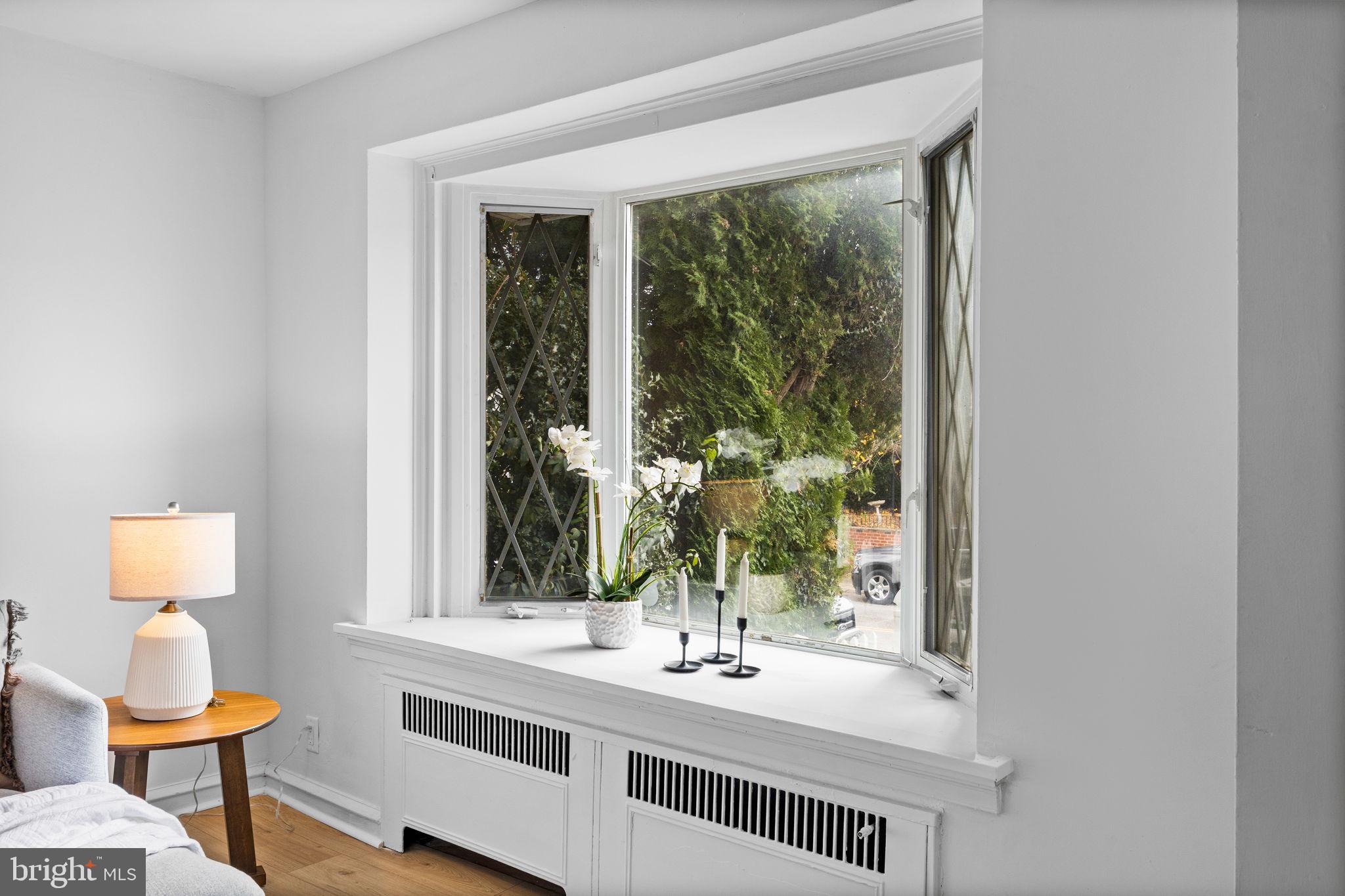 WEST OAK LANE - Residential