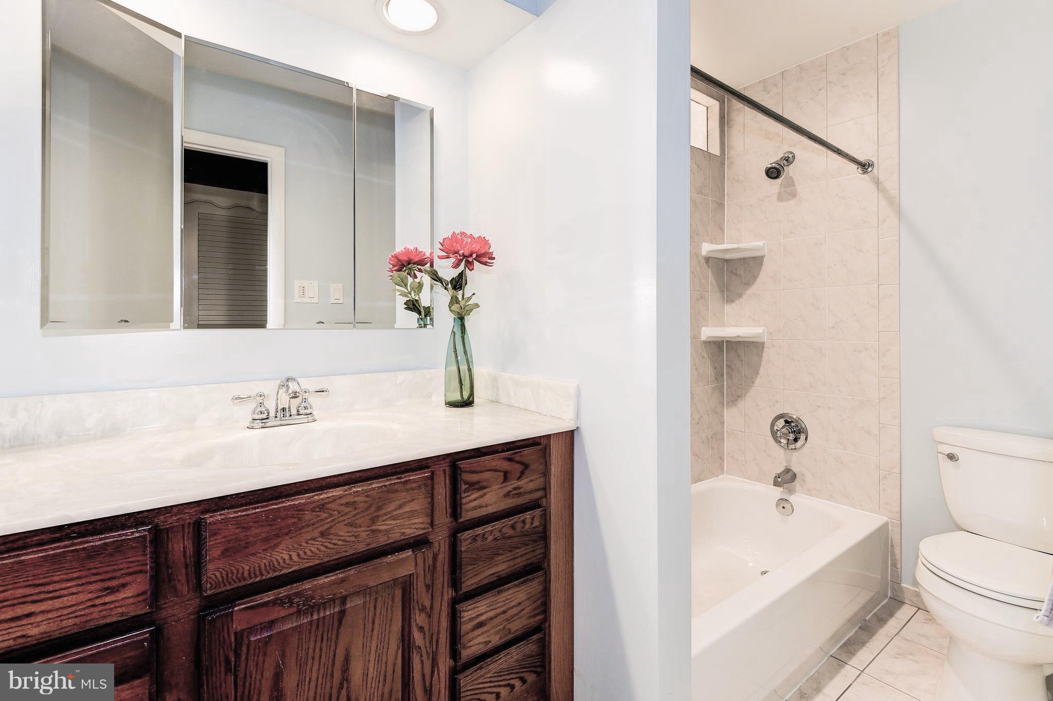 KEMP MILL ESTATES - Residential