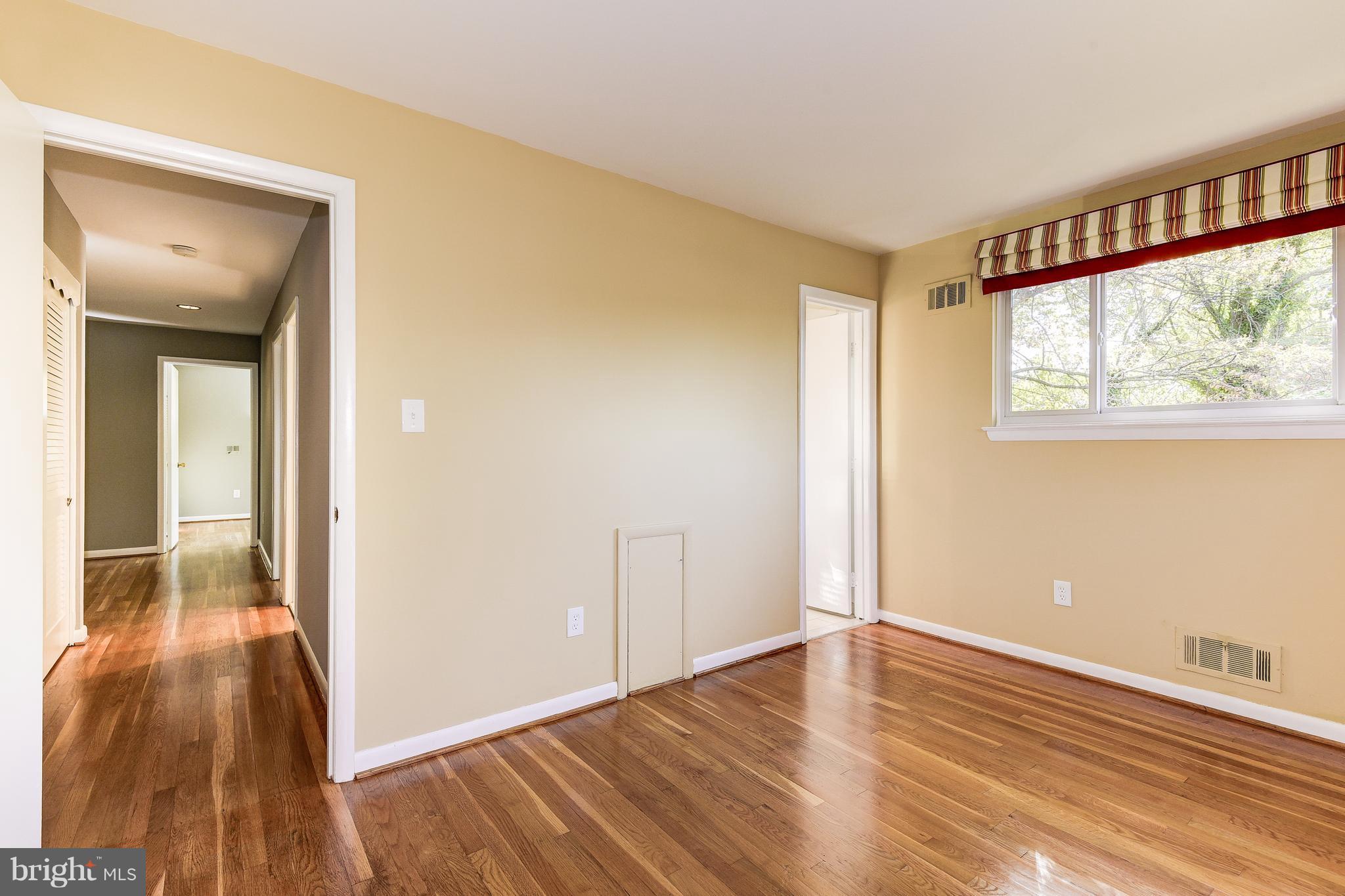 KEMP MILL ESTATES - Residential