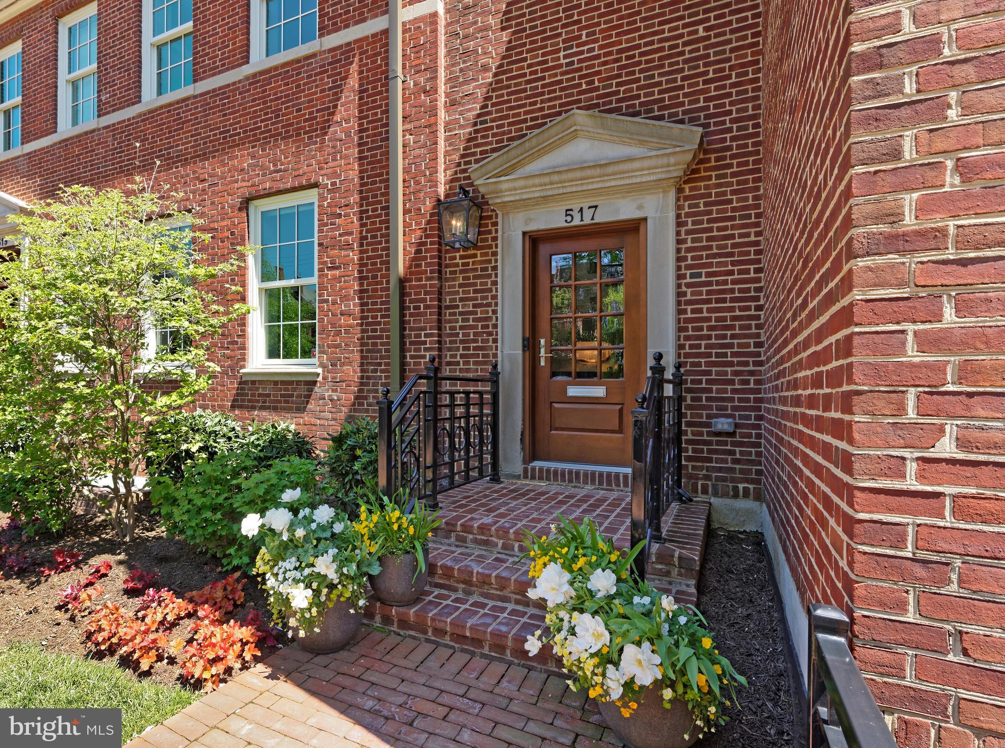 BRIGHTLEAF AND COOPER - Residential