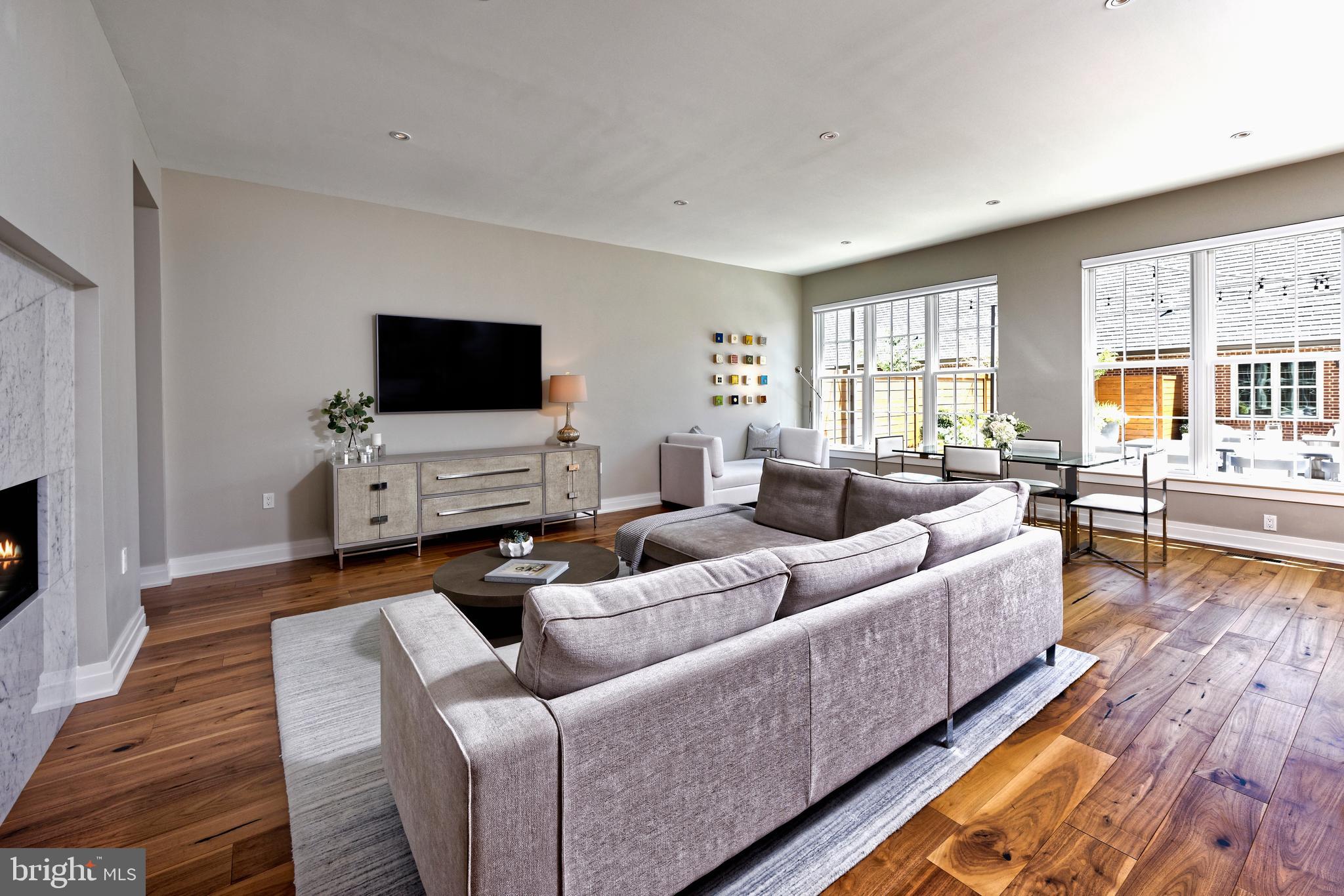 BRIGHTLEAF AND COOPER - Residential