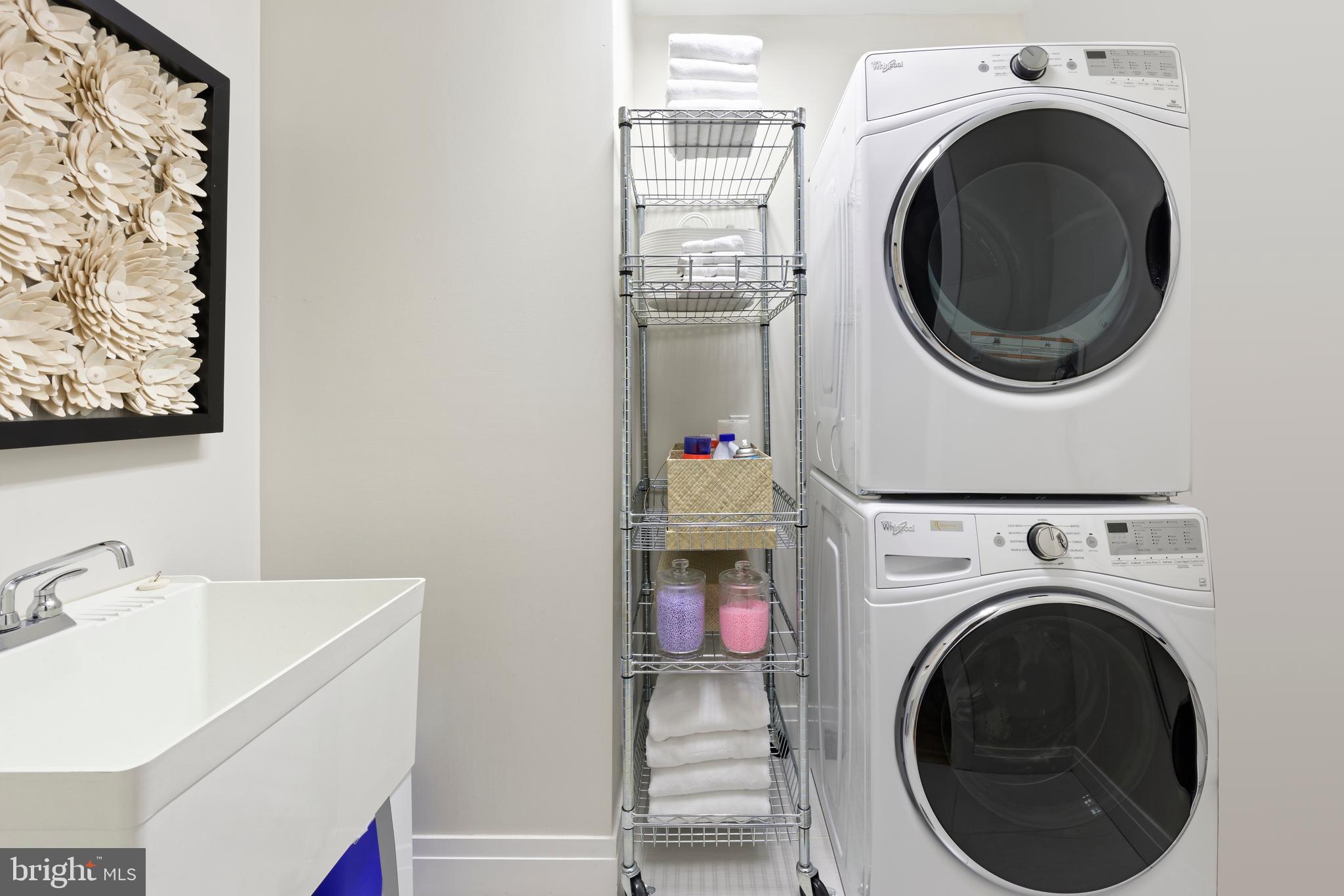 BRIGHTLEAF AND COOPER - Residential