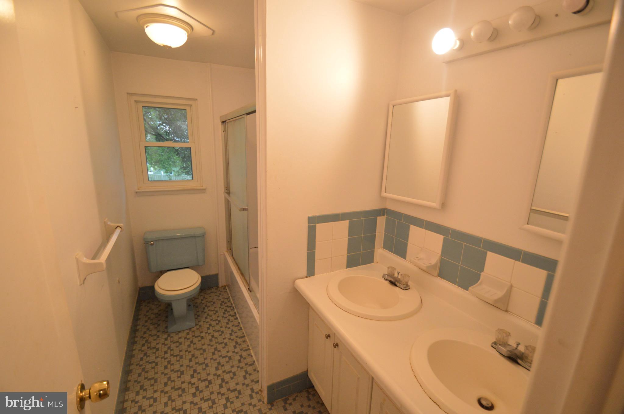 VALLEYWOOD - Residential