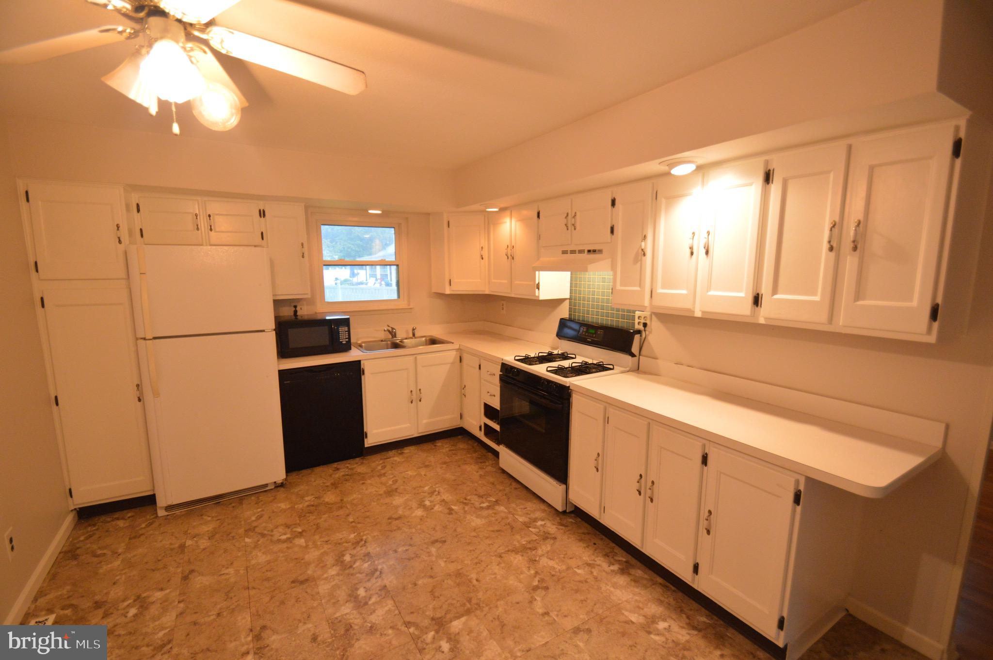 VALLEYWOOD - Residential