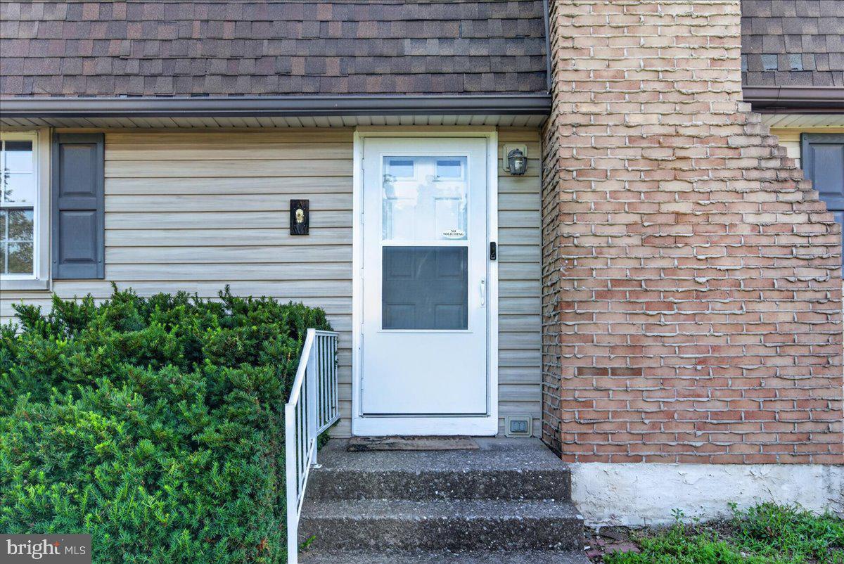 119 RUSSELL AVENUE