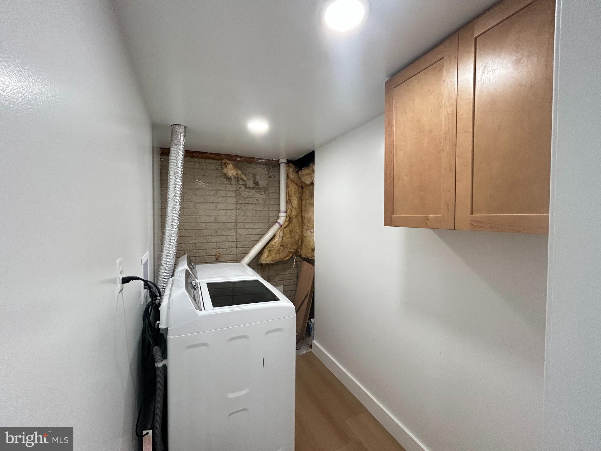 ASHBURN FARM - Residential Lease