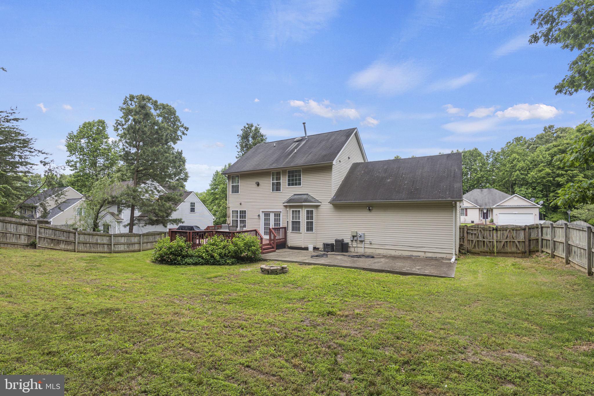 CROWN GRANT - Residential Lease