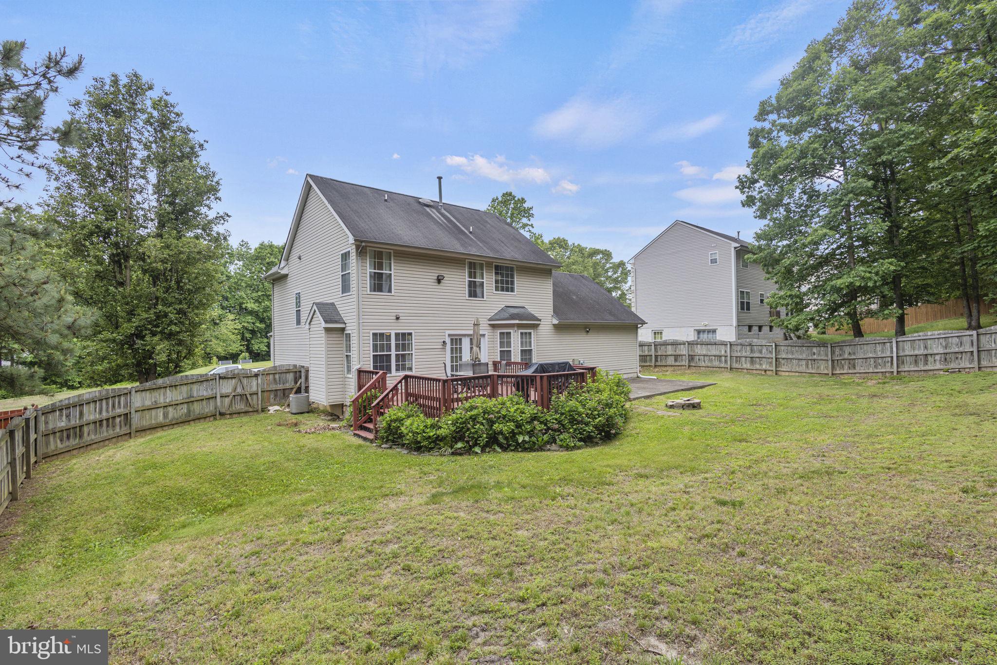 CROWN GRANT - Residential Lease