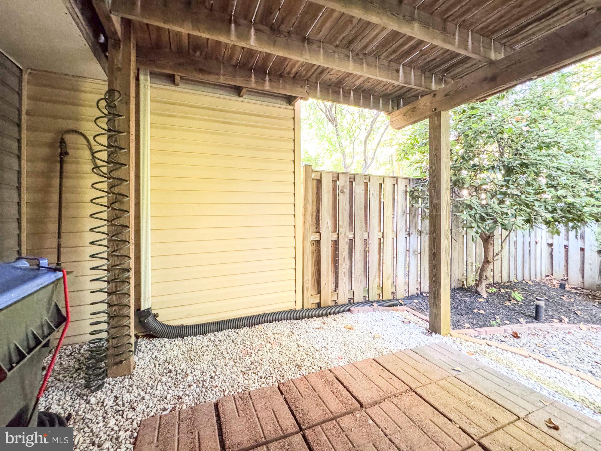 PENDERBROOK - Residential Lease