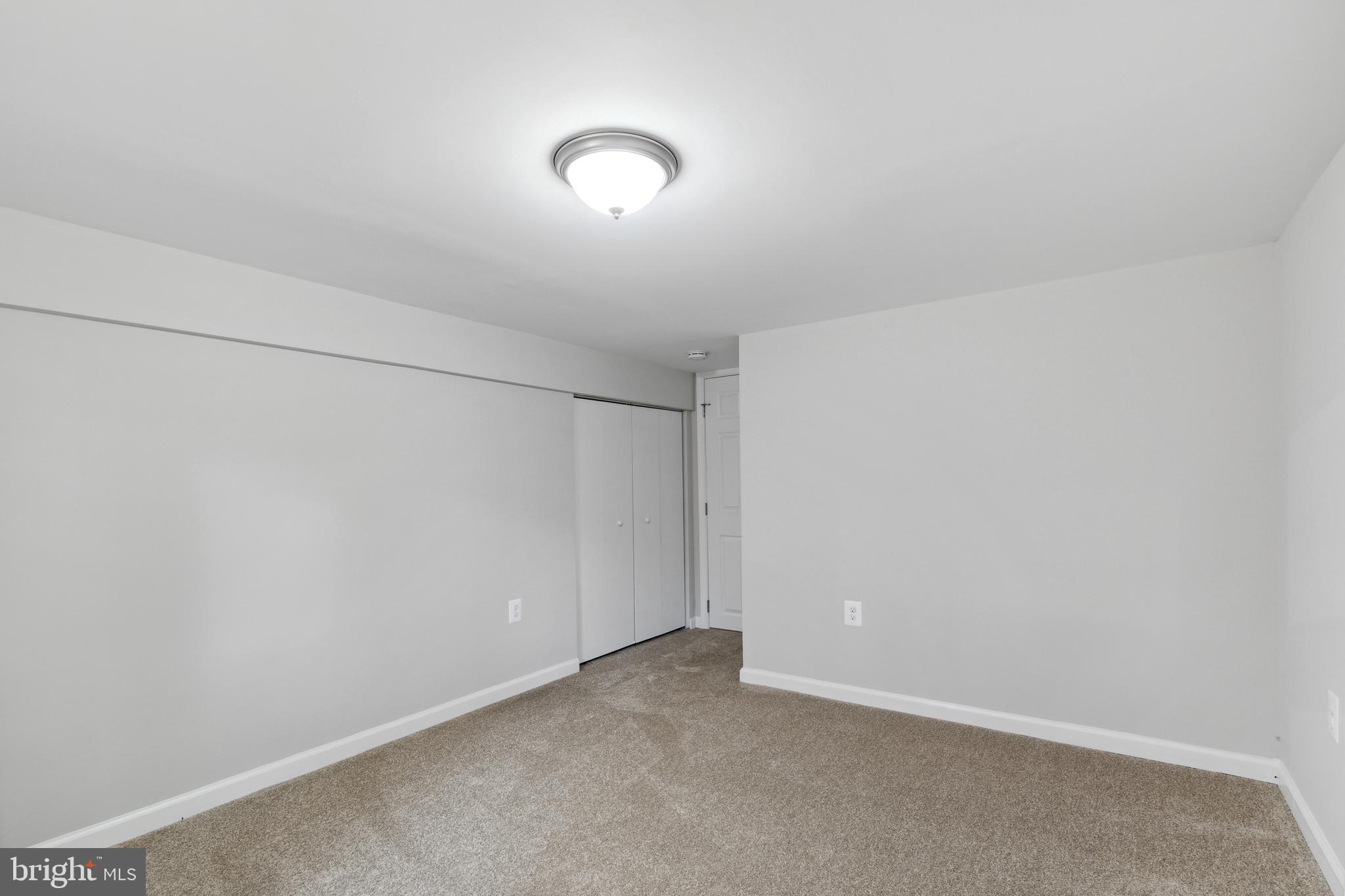 HOLLYWOOD ON THE HILL - Residential