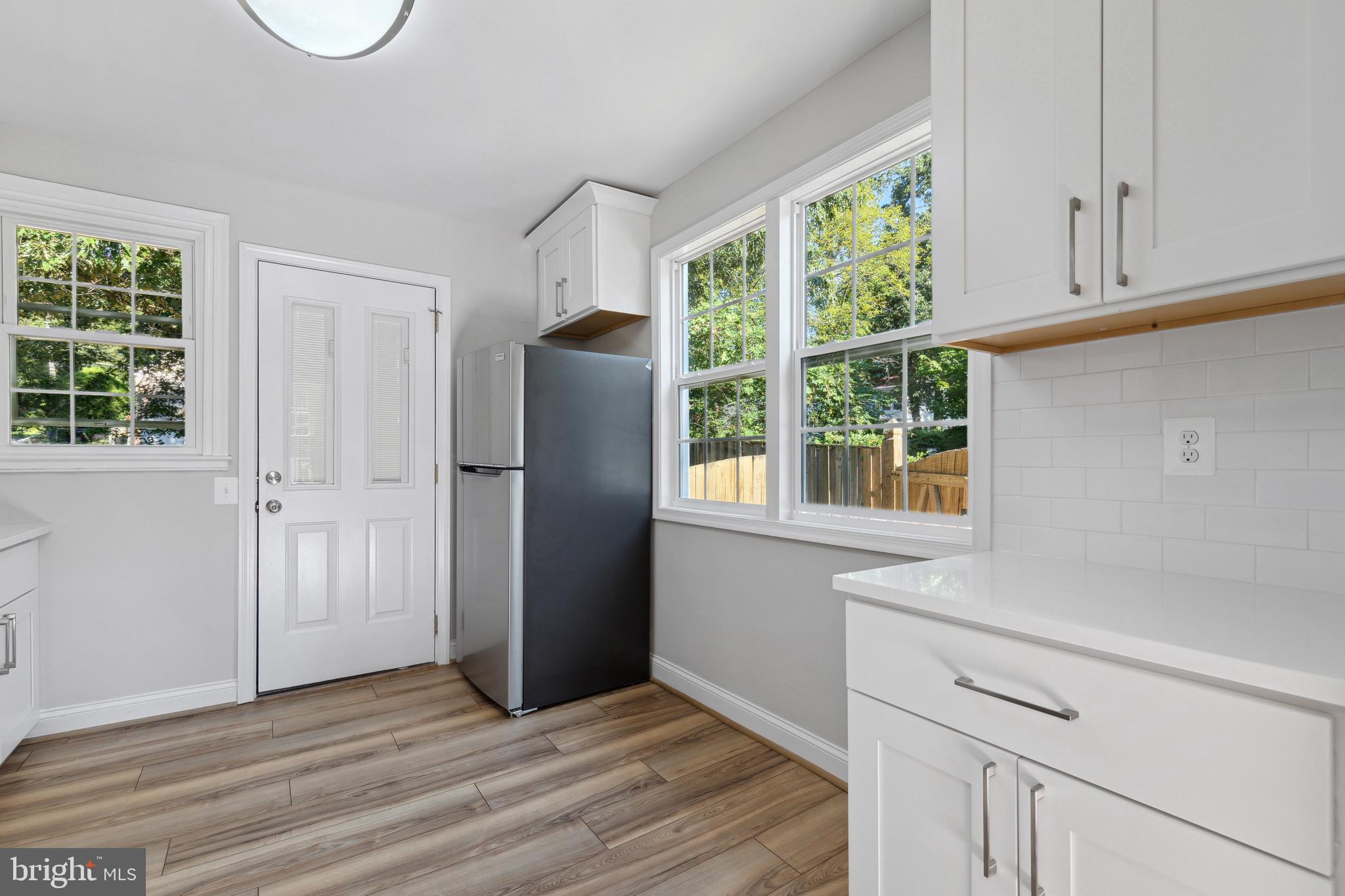 HOLLYWOOD ON THE HILL - Residential