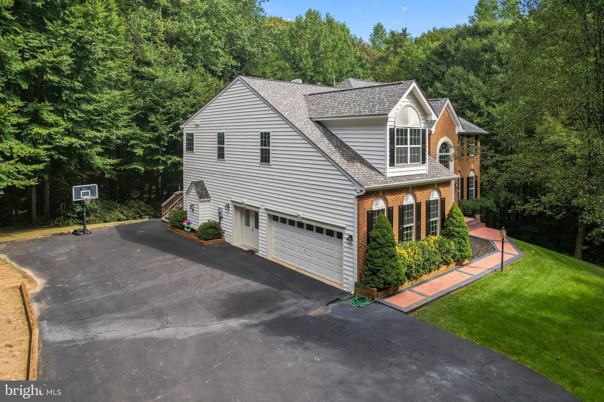 RESERVE AT HUNTERS RIDGE - Residential