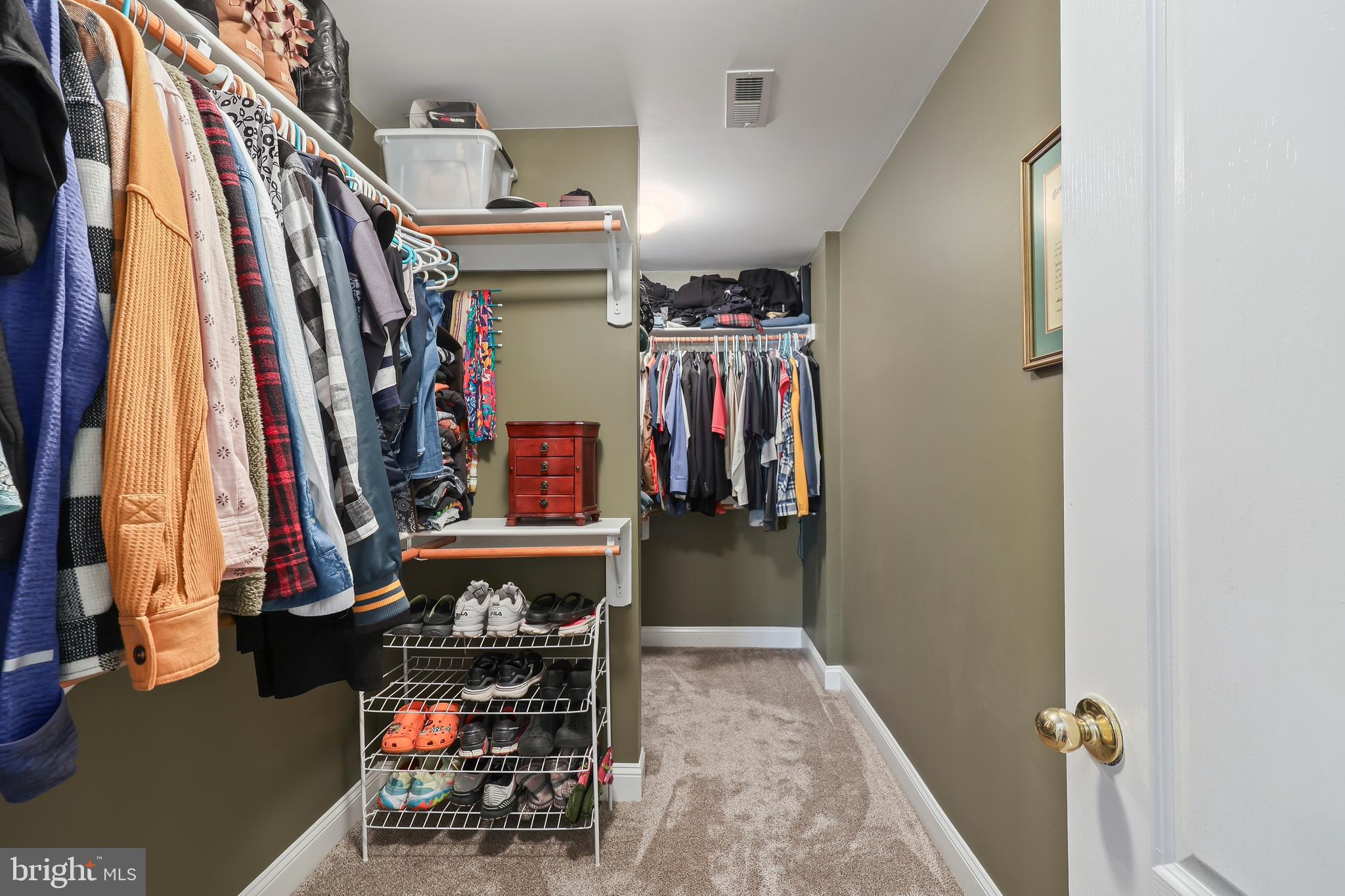 RESERVE AT HUNTERS RIDGE - Residential
