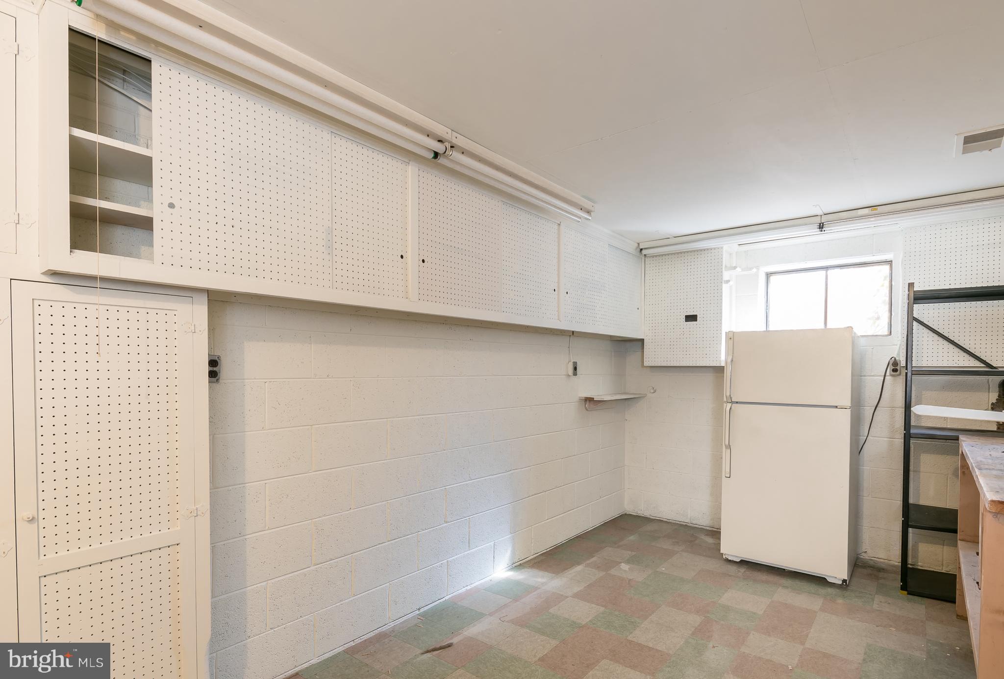 VILLAMAY - Residential Lease