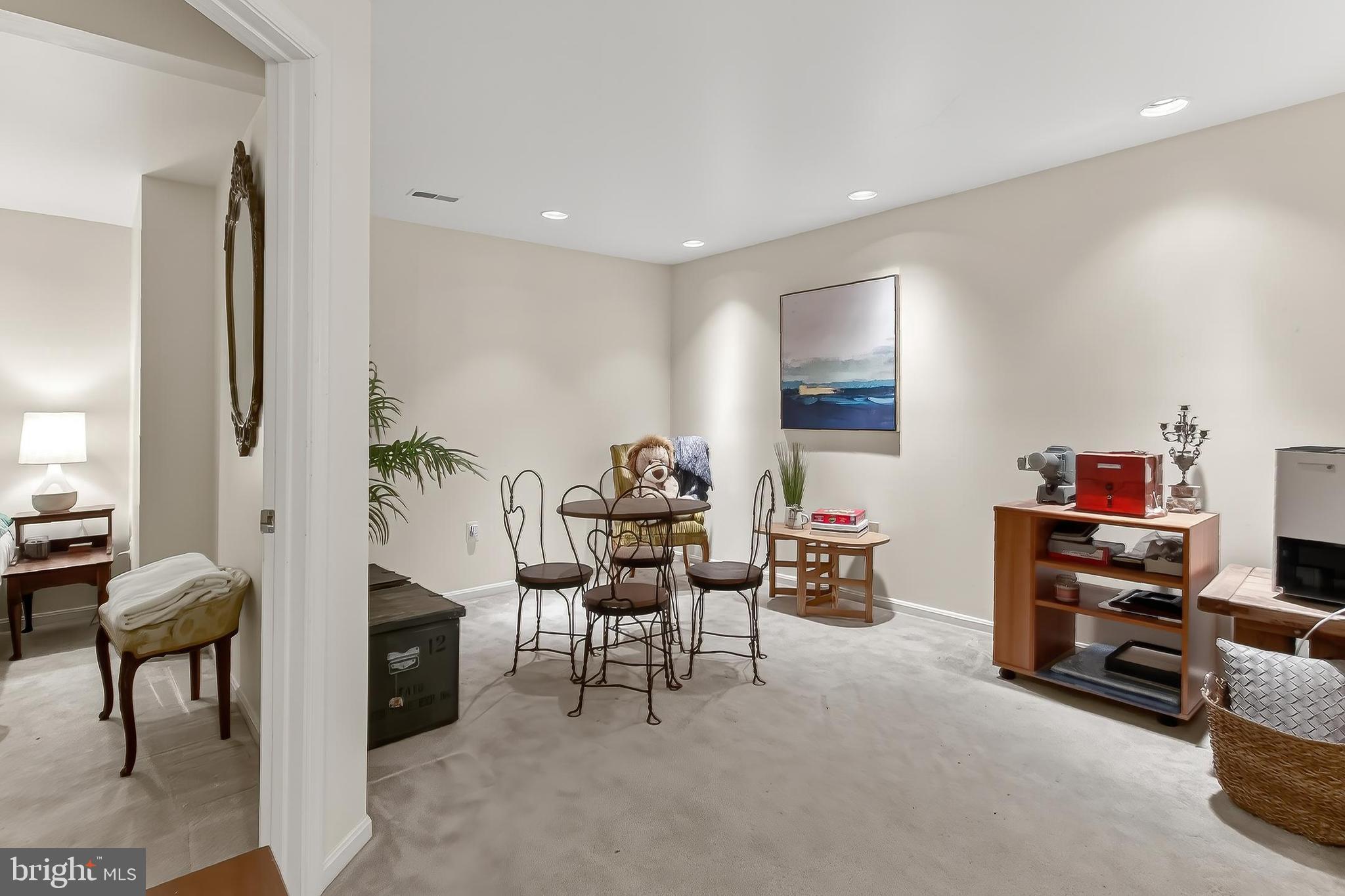 POTOMAC FAIRWAYS - Residential