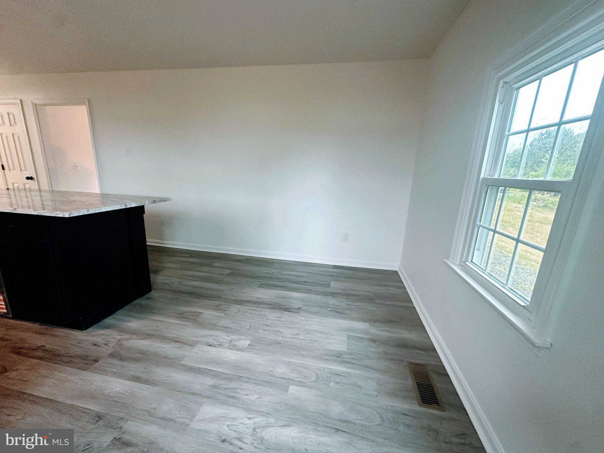 LAKESHORES - Residential