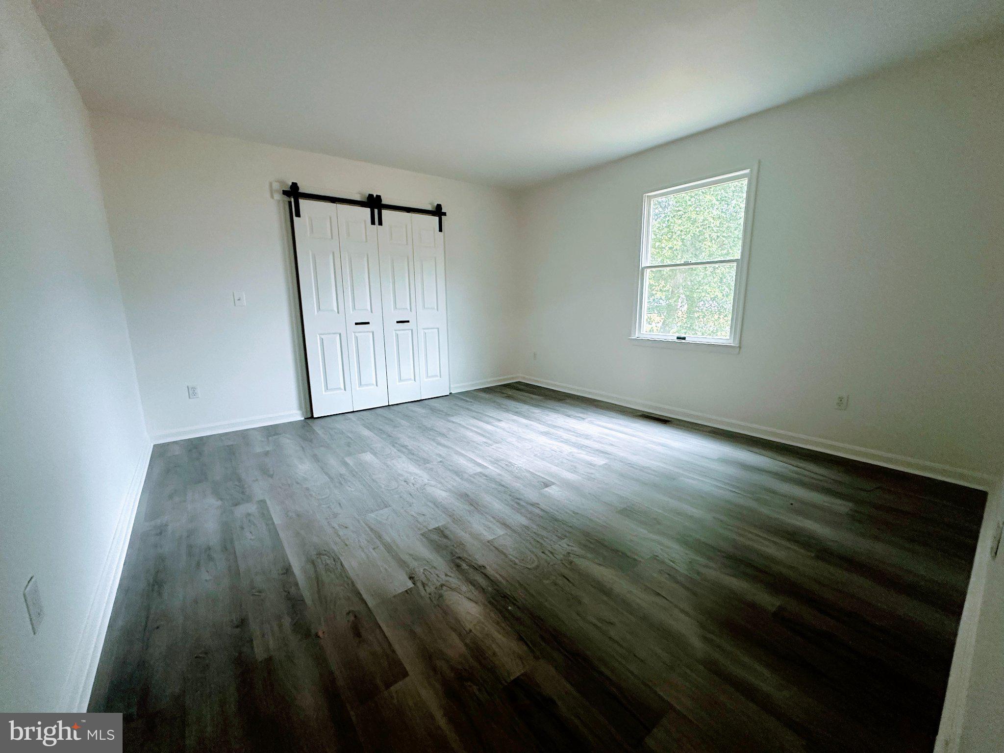 LAKESHORES - Residential