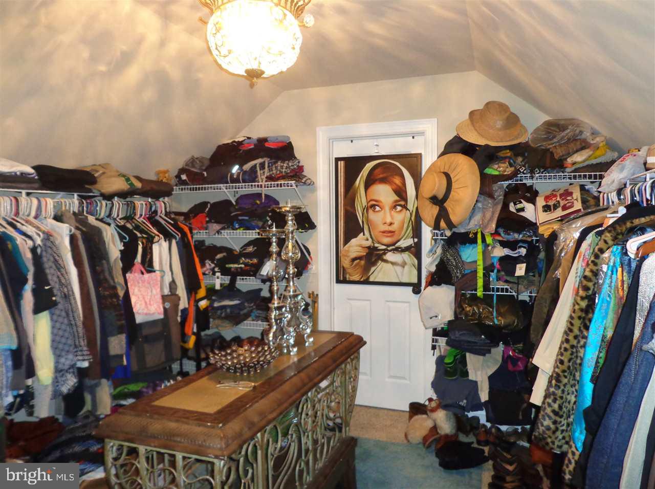 SOUTHERN HEIGHTS - Residential