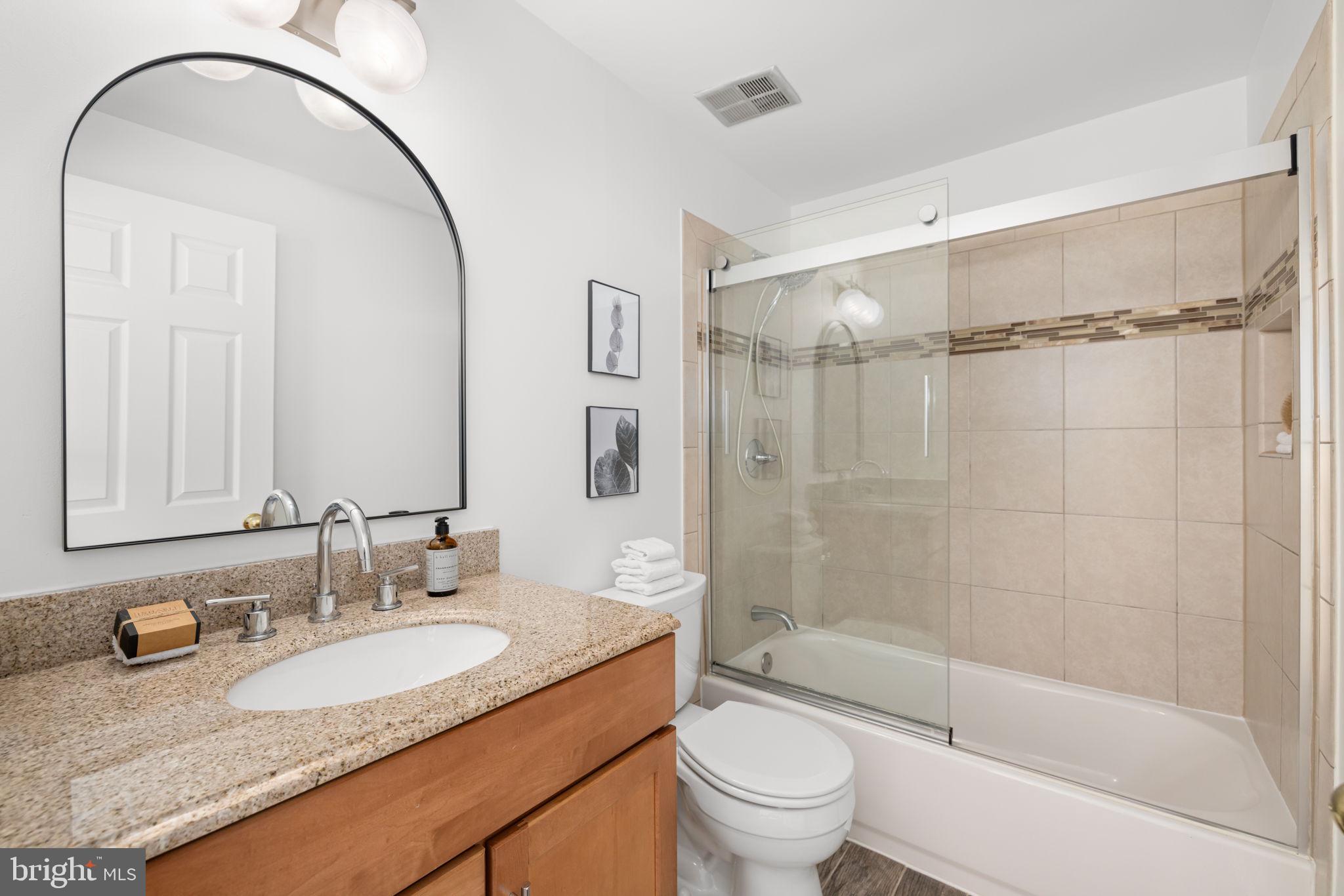 RESTON - Residential