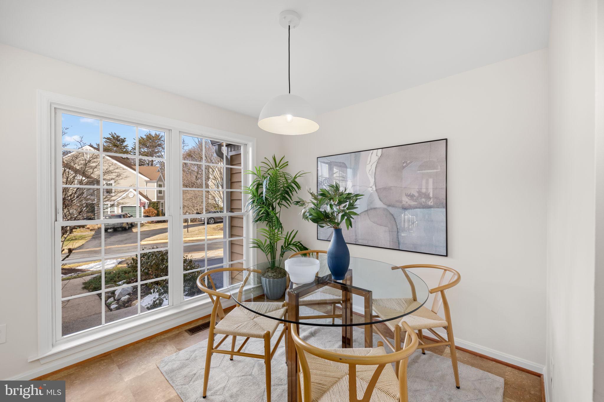 RESTON - Residential