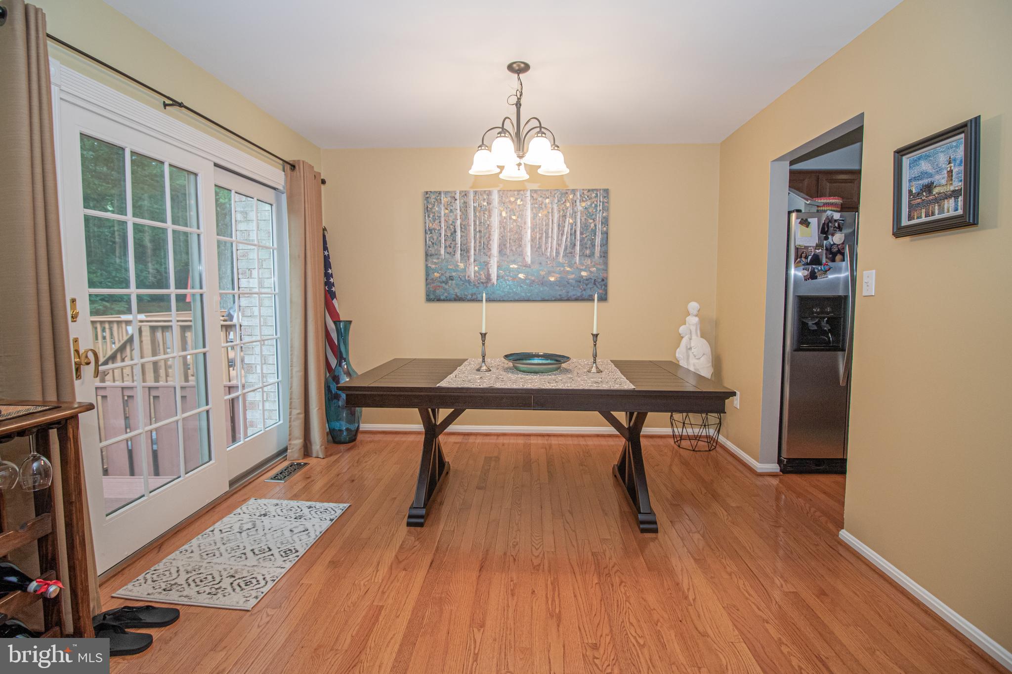 COUNTRY CREEK - Residential Lease