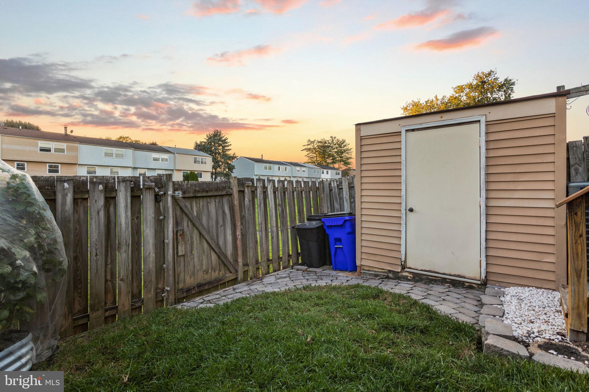 FARMBROOK - Residential