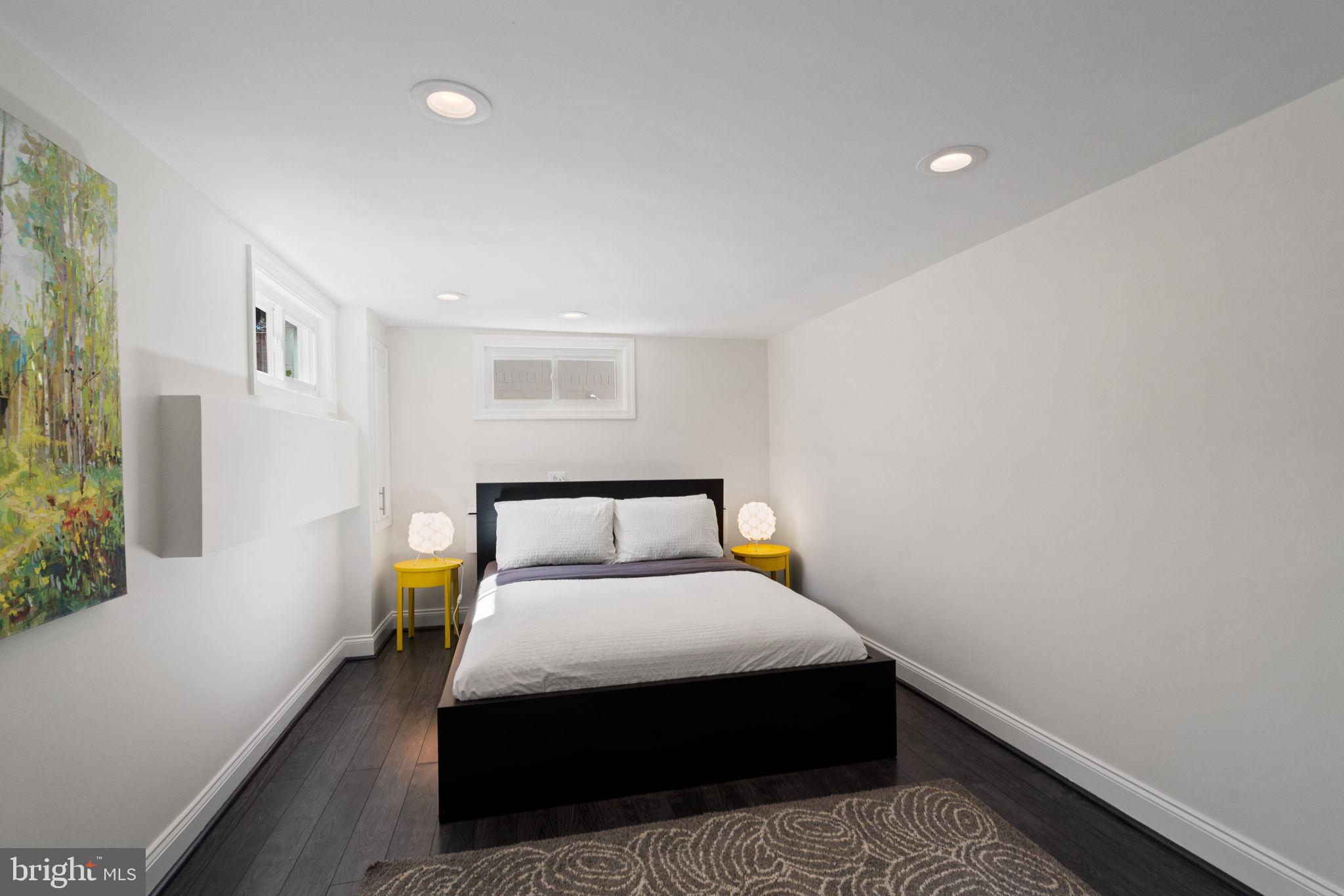 GLEN COVE - Residential