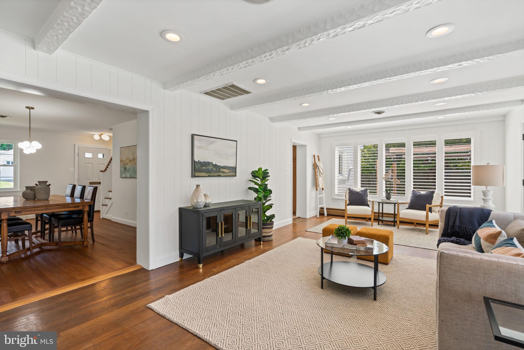 GLEN COVE - Residential