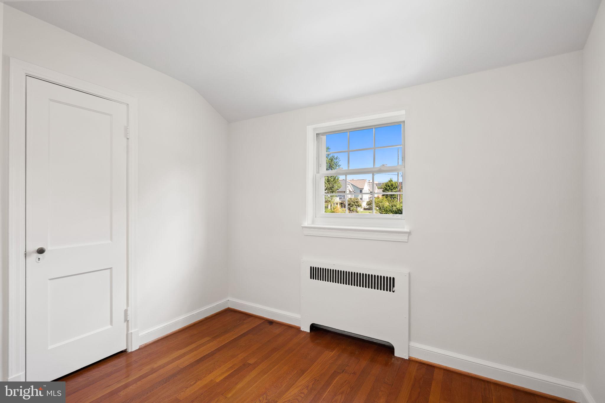 GLEN COVE - Residential