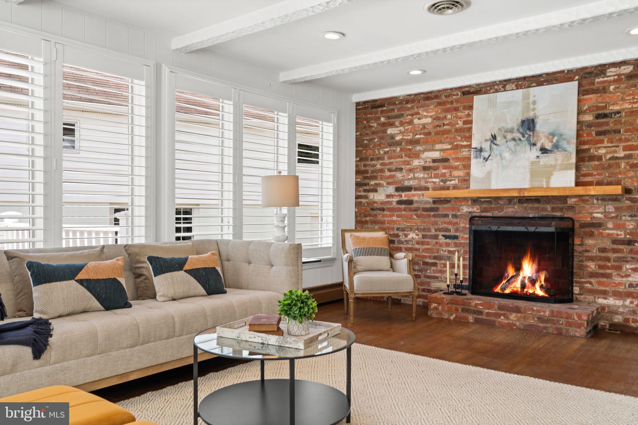 GLEN COVE - Residential