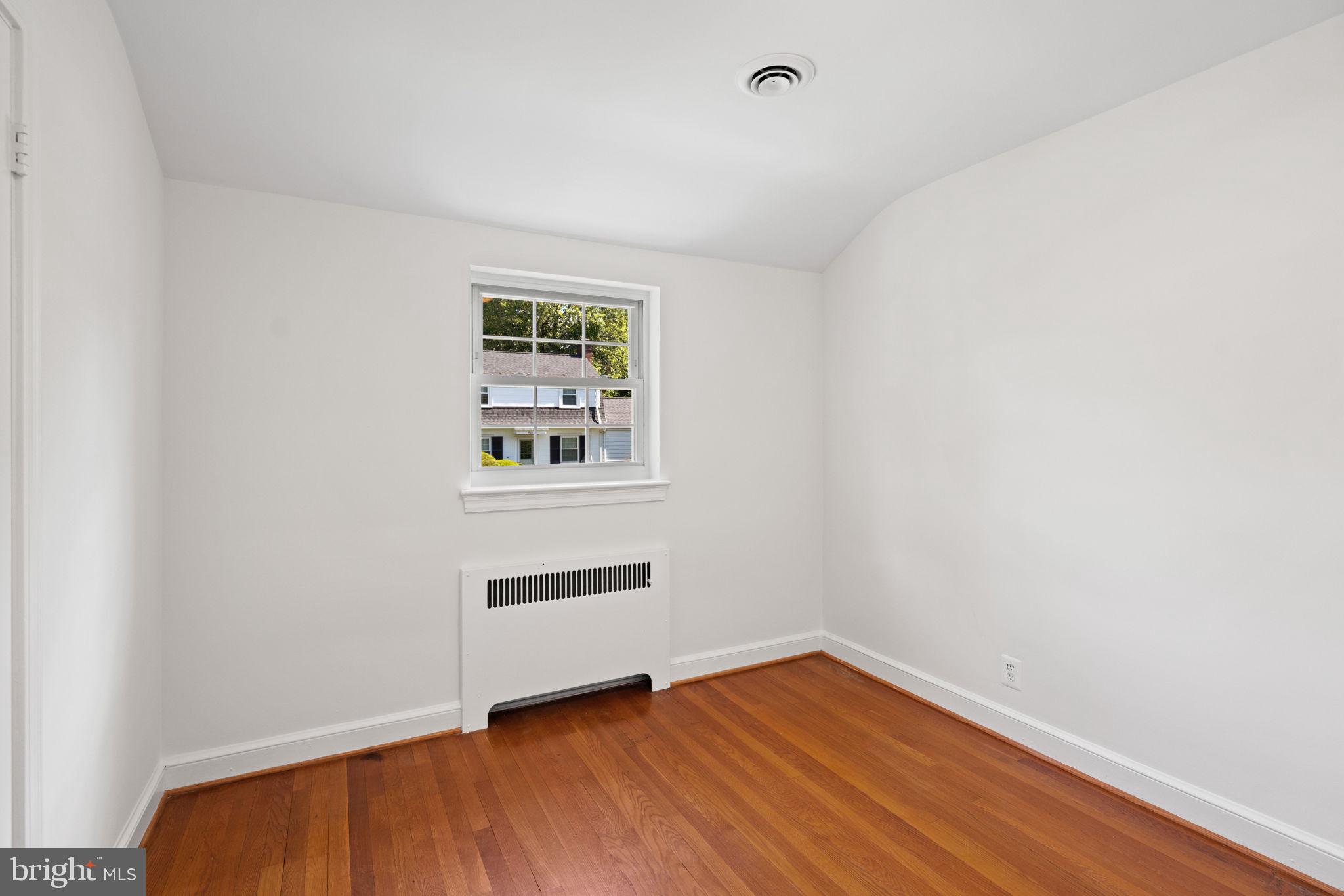 GLEN COVE - Residential