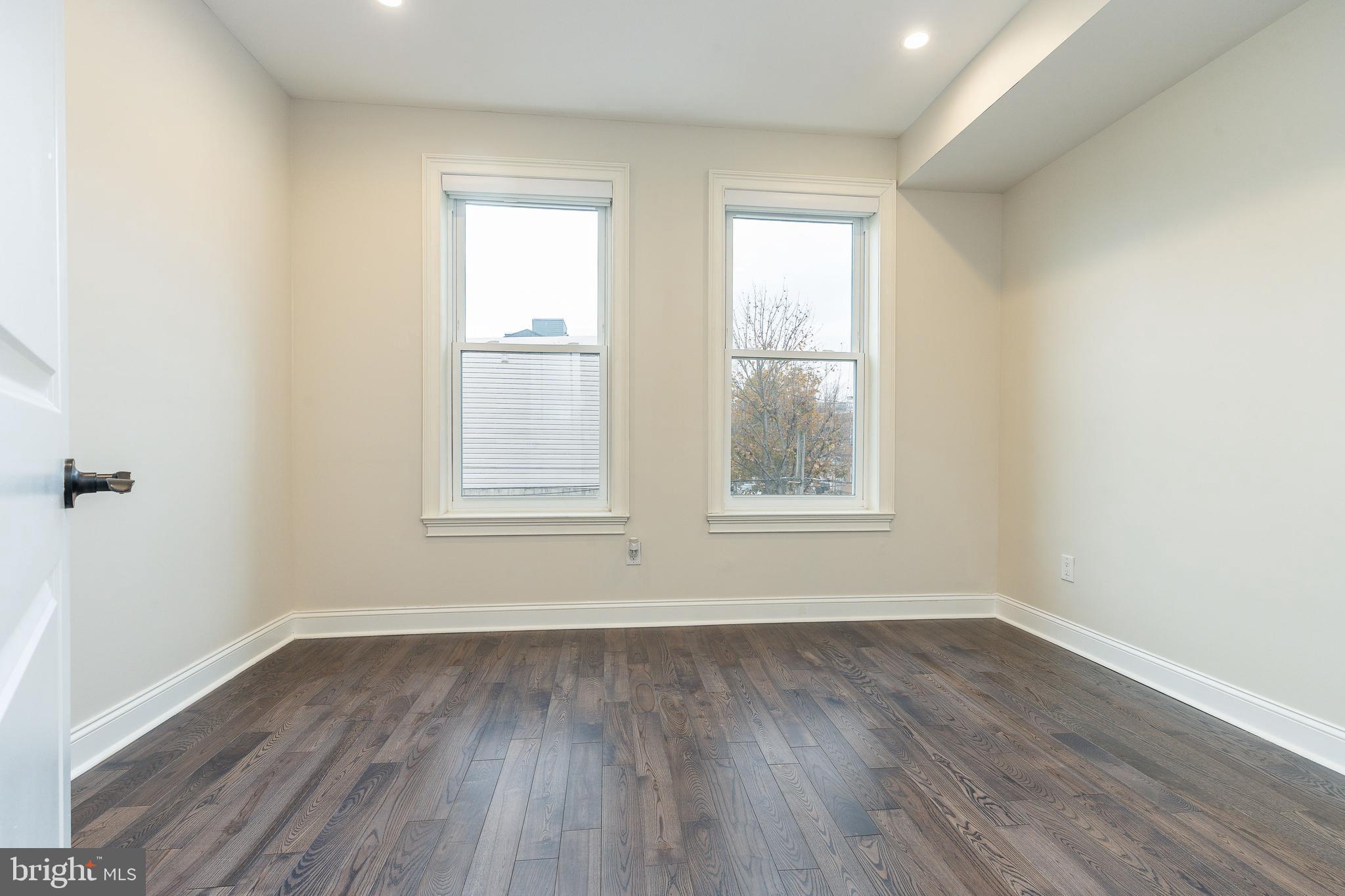 FAIRMOUNT - Residential