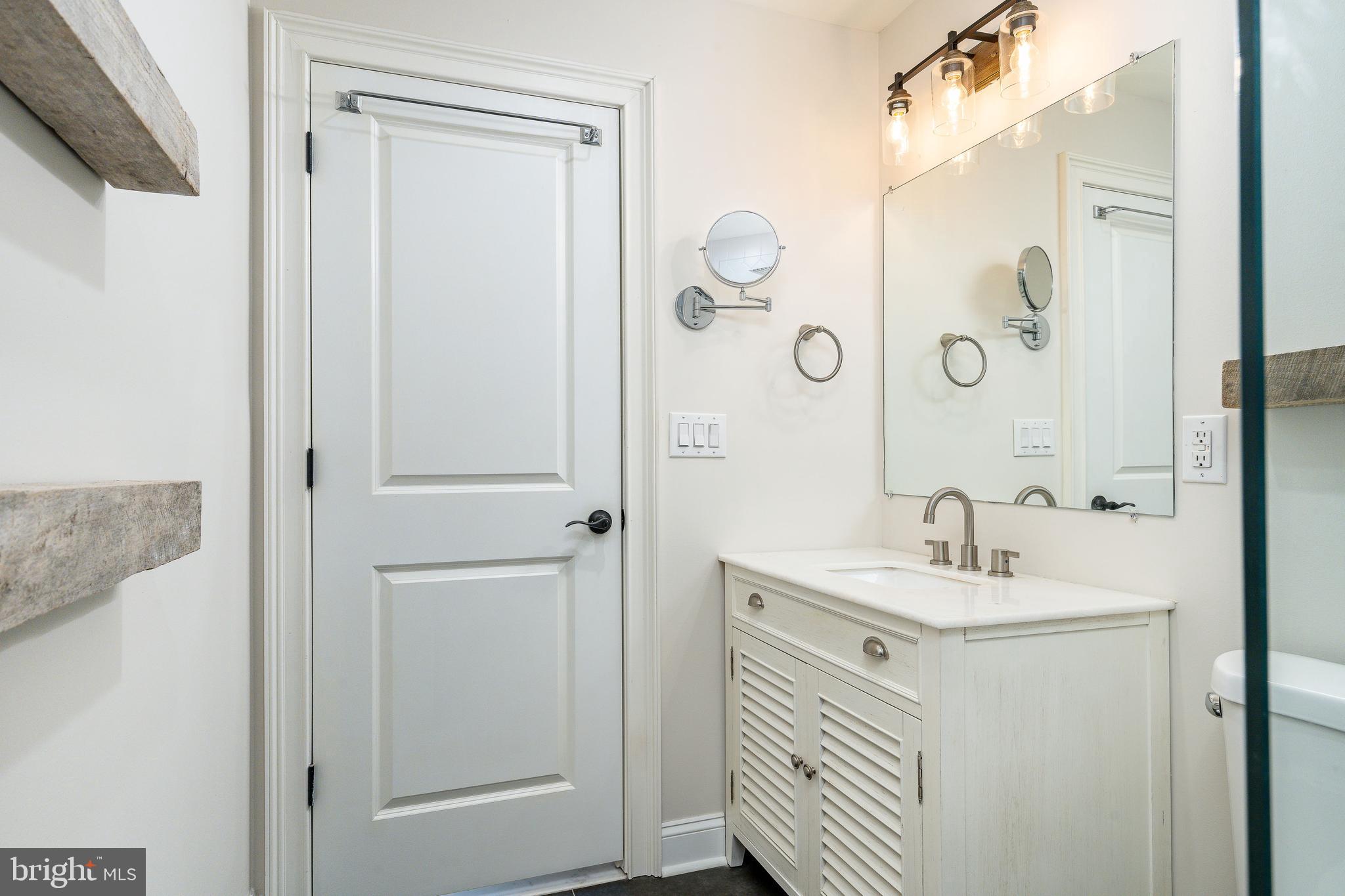 FAIRMOUNT - Residential