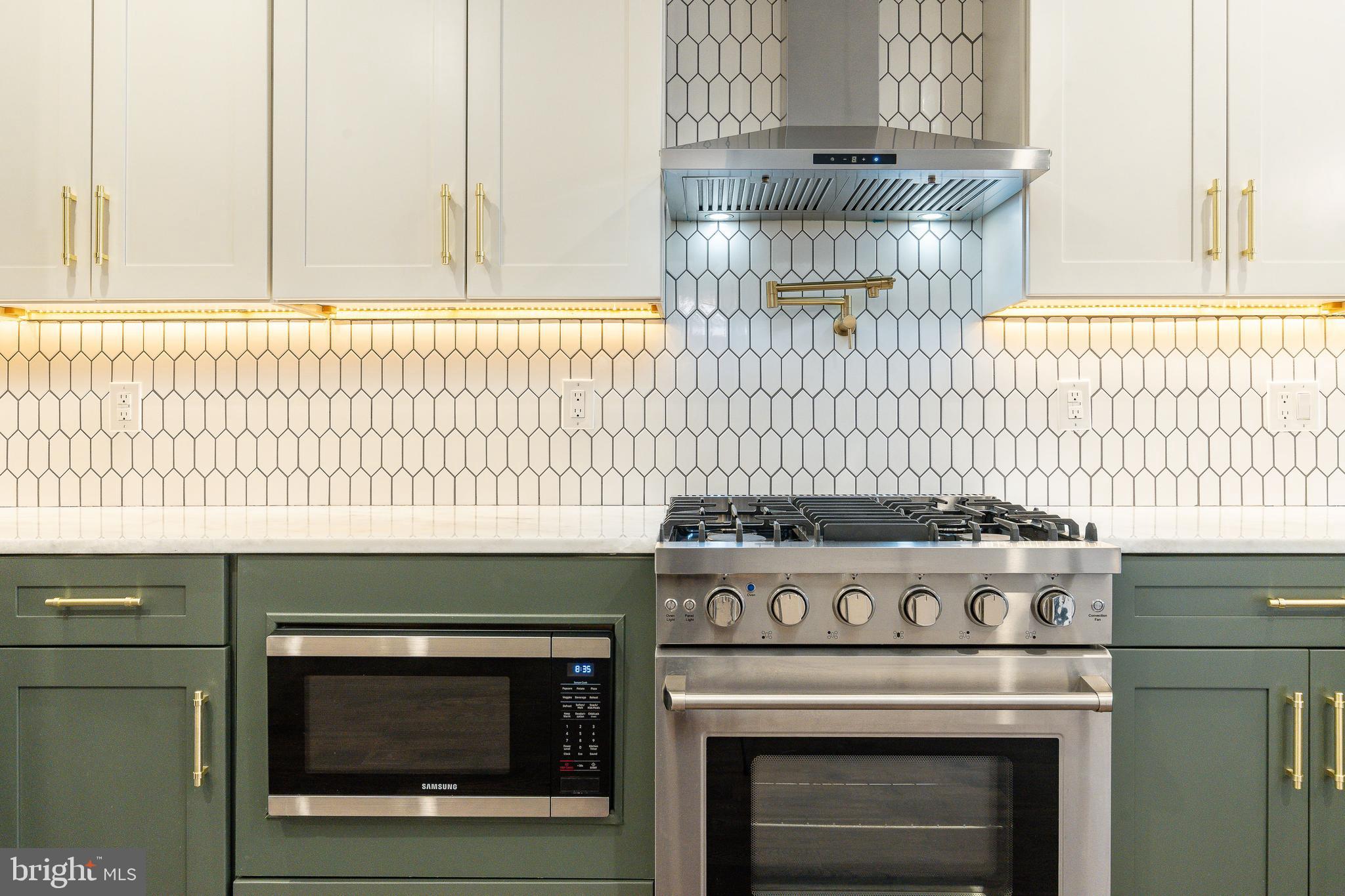 FAIRMOUNT - Residential