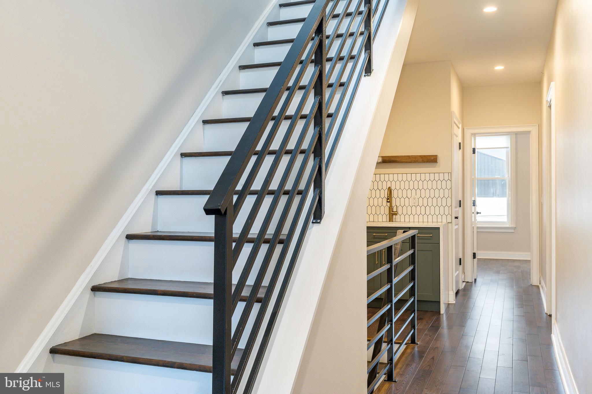 FAIRMOUNT - Residential