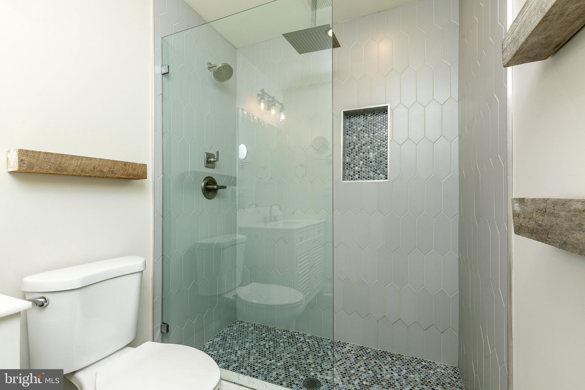 FAIRMOUNT - Residential