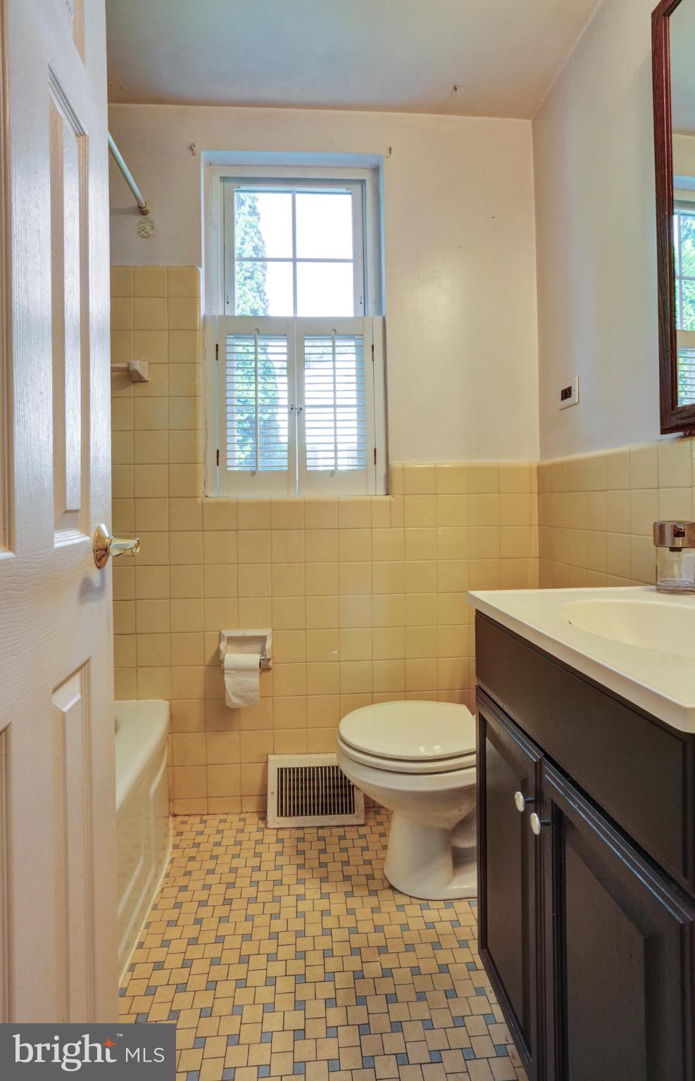 VALLEY FORGE HOMES - Residential